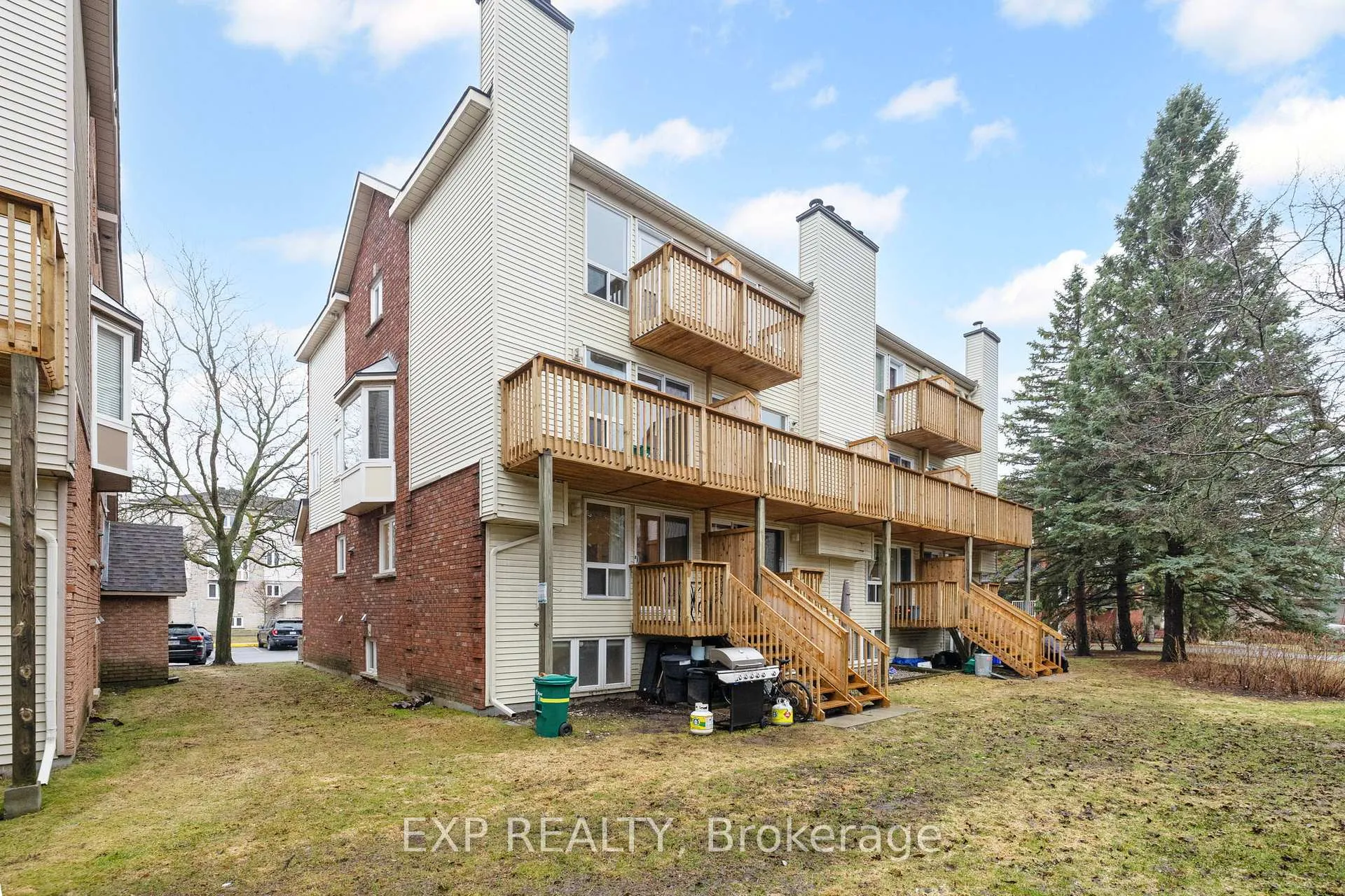 Photo 26 of 171 Briston Private, Ottawa, Hunt Club Park — HOMEH