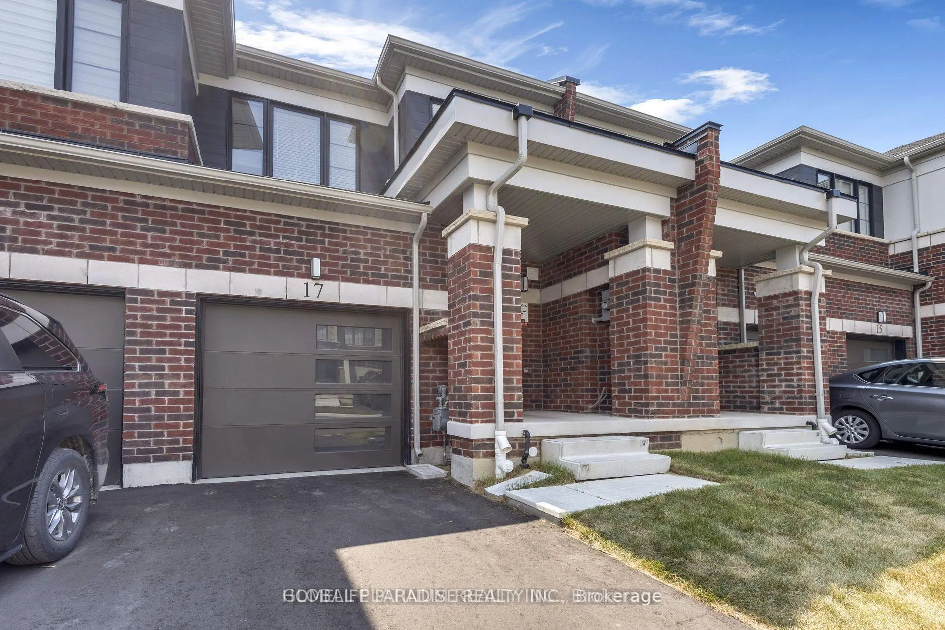 Front of Unit 3, 15 Blacklock Street E