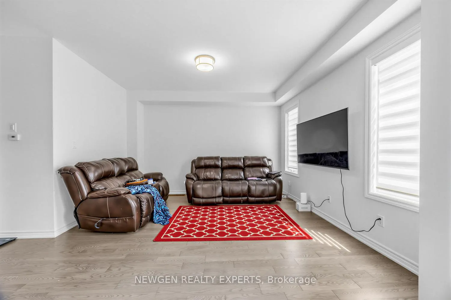 Photo 9 of 9 Hickling Lane, Ajax, Northwest Ajax — HOMEH