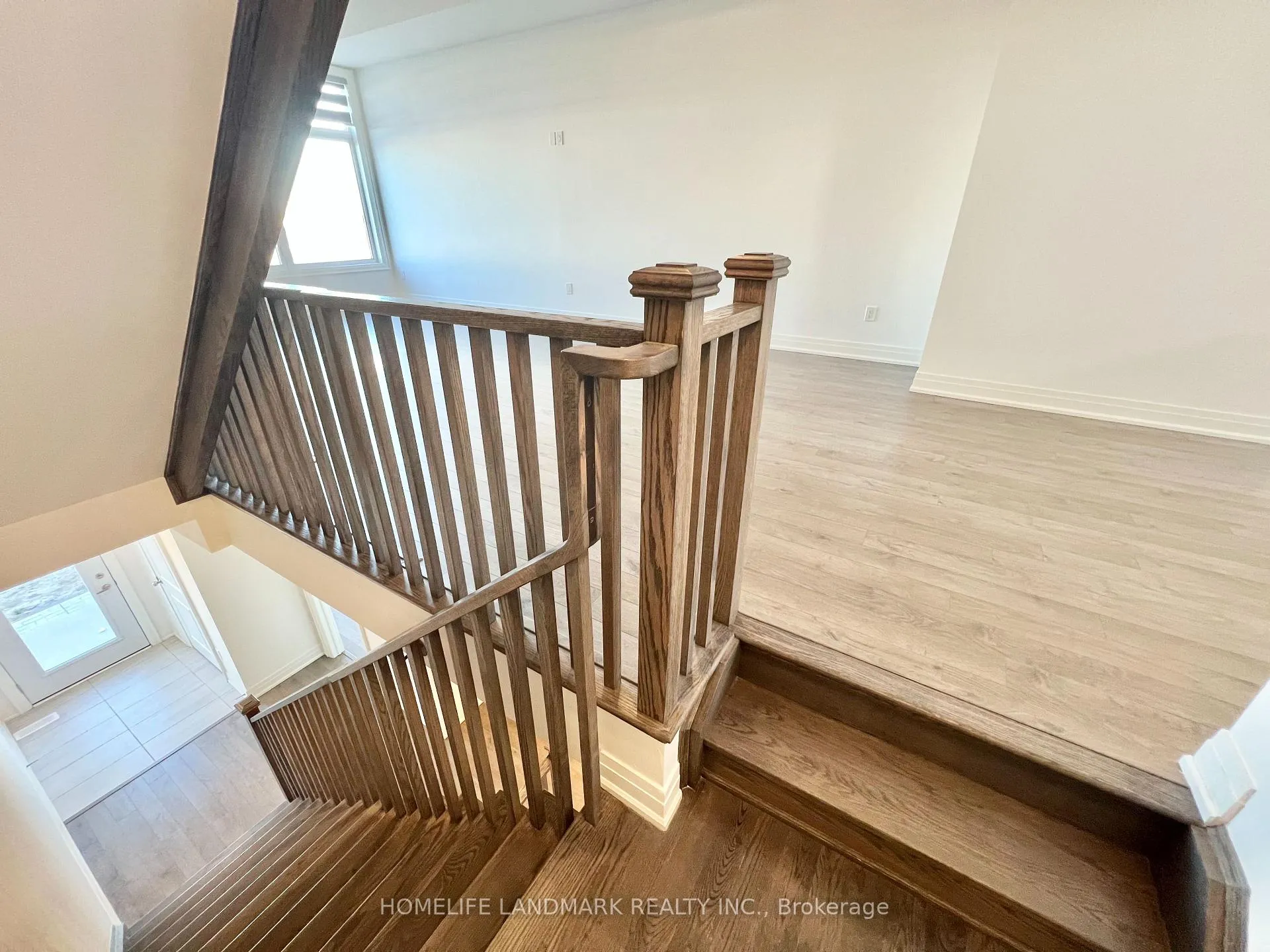 Photo 22 of 9 Alan Francis Lane, Markham, Cachet — HOMEH