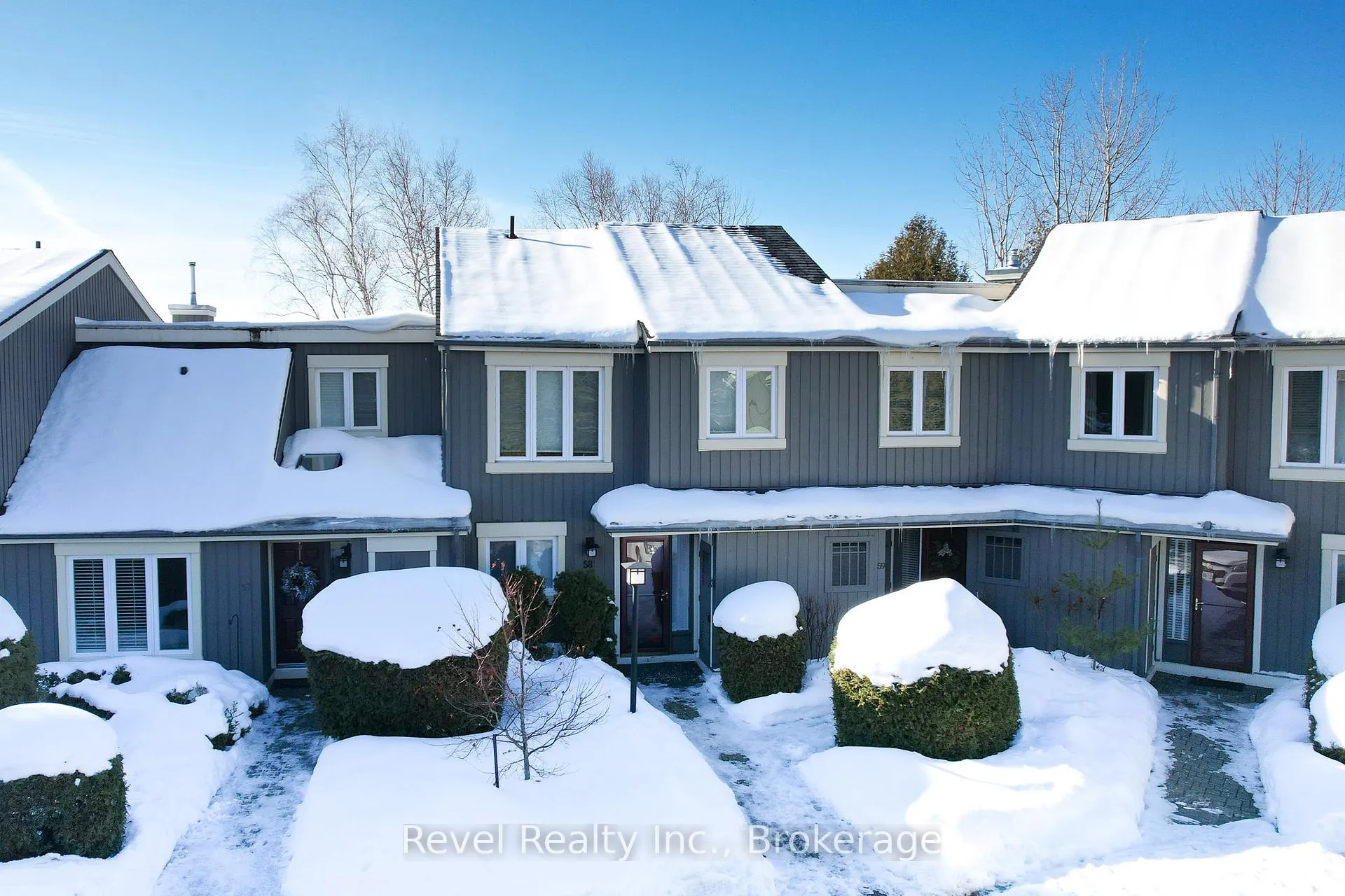 Front of Unit 58, 145 Fairway Crescent