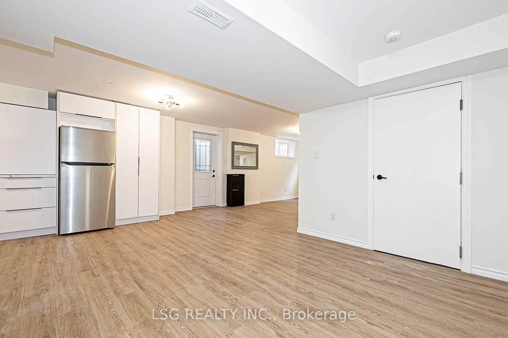 Photo 2 of 25 Briardale Place, Aurora, Aurora Highlands — HOMEH