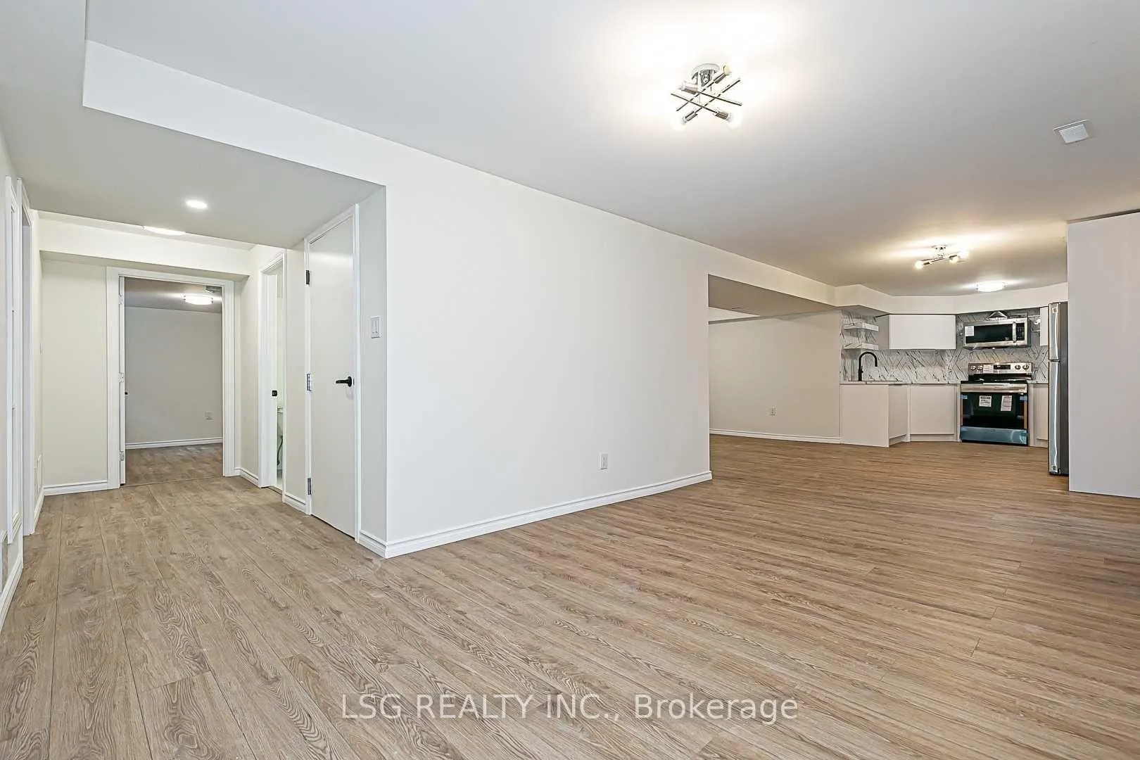 Photo 6 of 25 Briardale Place, Aurora, Aurora Highlands — HOMEH
