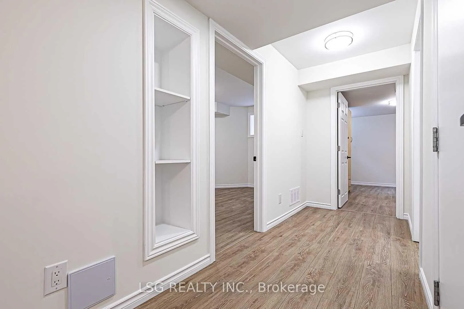 Photo 10 of 25 Briardale Place, Aurora, Aurora Highlands — HOMEH