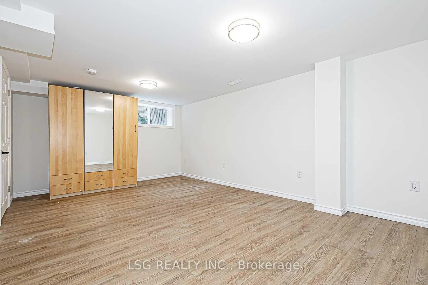 Photo 11 of 25 Briardale Place, Aurora, Aurora Highlands — HOMEH