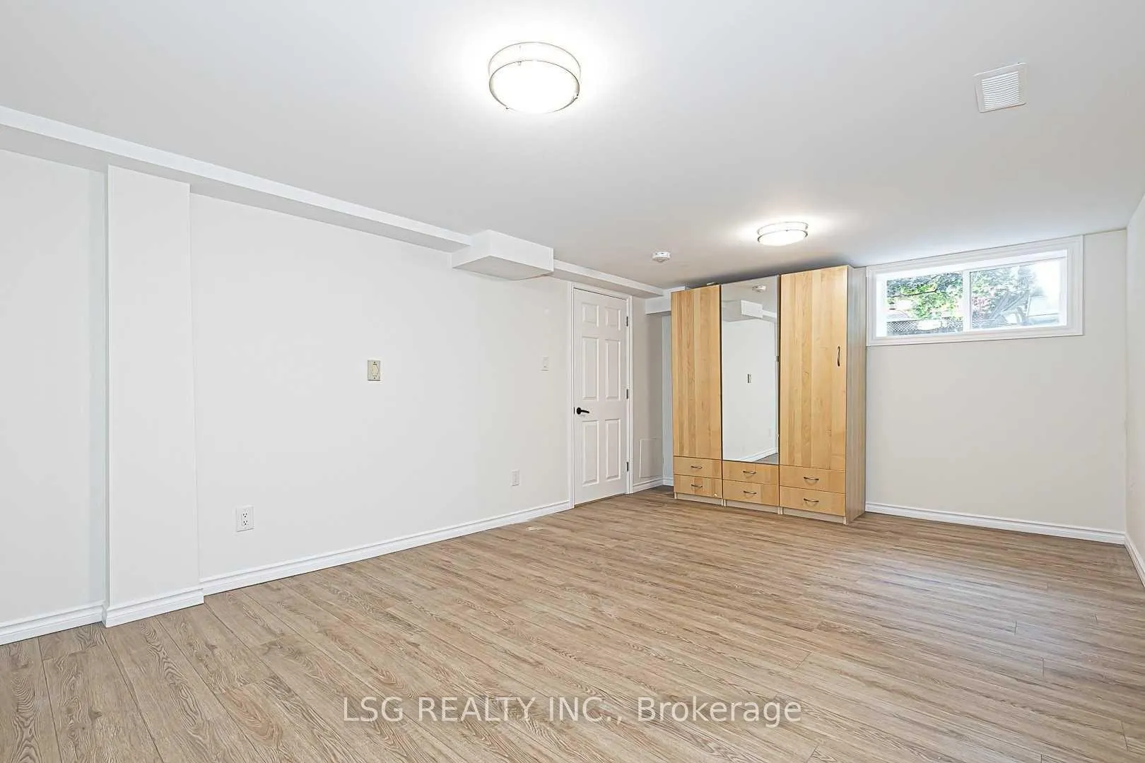 Photo 12 of 25 Briardale Place, Aurora, Aurora Highlands — HOMEH