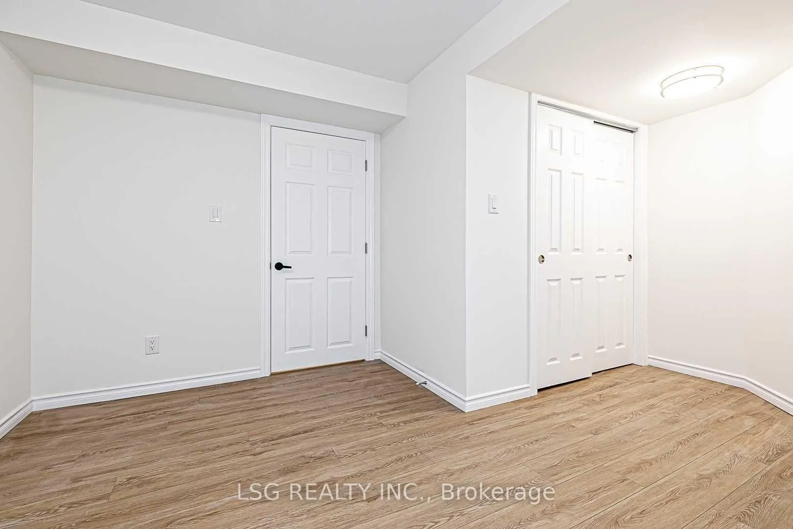 Photo 14 of 25 Briardale Place, Aurora, Aurora Highlands — HOMEH