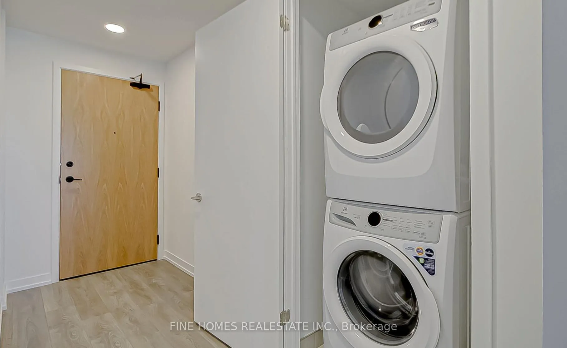 Photo 2 of Unit 503, 8 Beverley Glen Boulevard, Vaughan, Beverley Glen — HOMEH