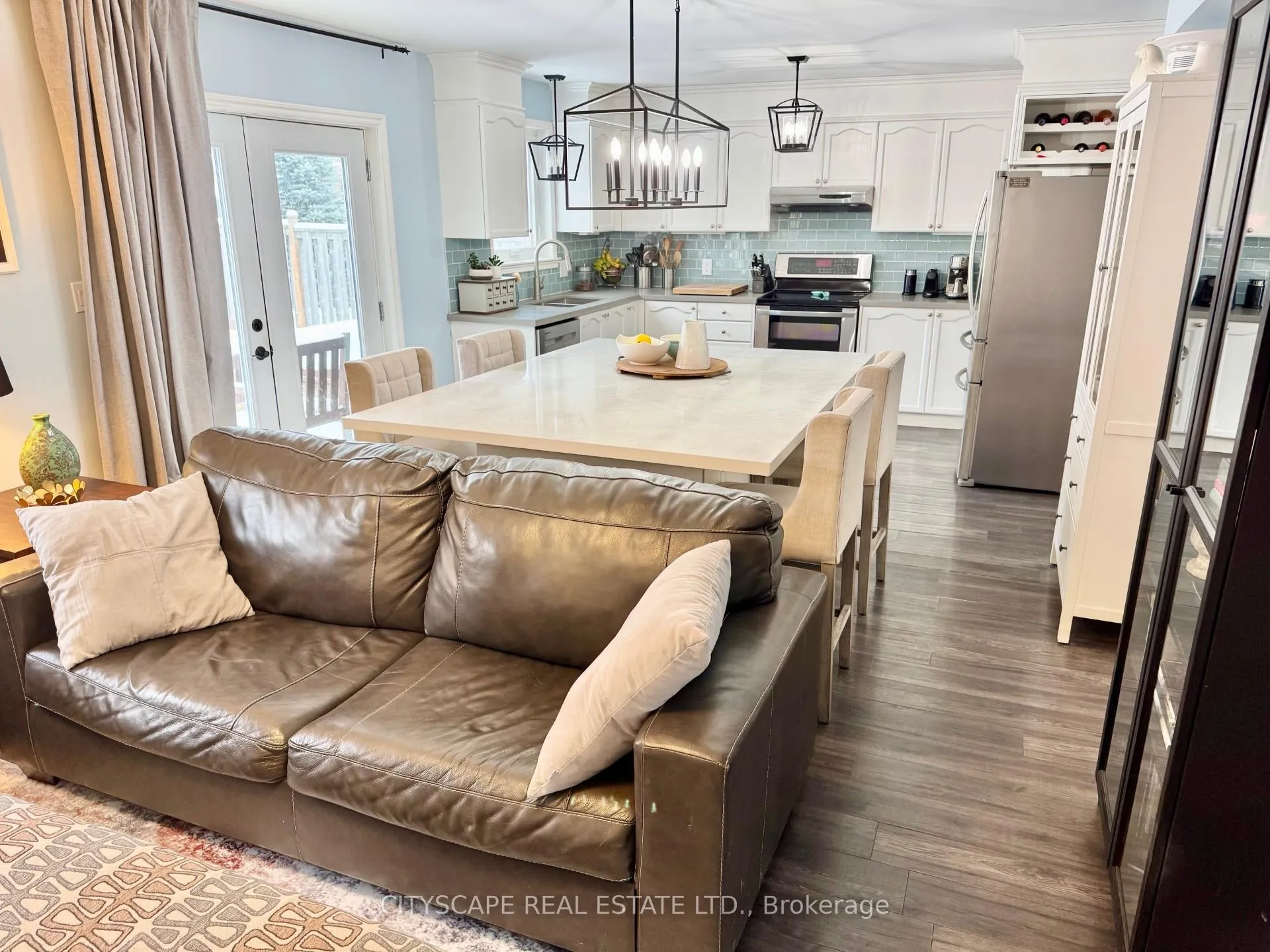 Photo 6 of 189 Churchland Drive, Barrie, Holly — HOMEH
