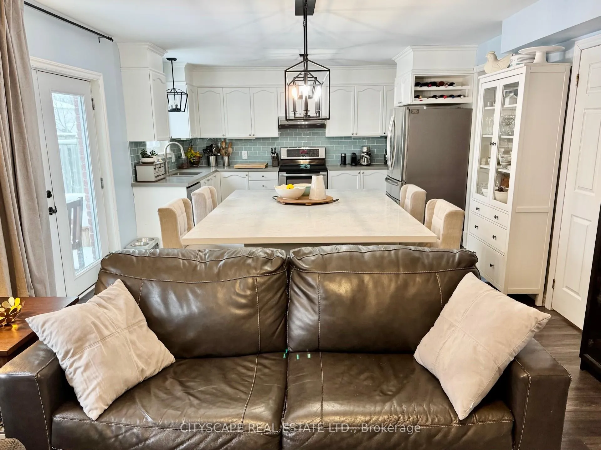 Photo 8 of 189 Churchland Drive, Barrie, Holly — HOMEH