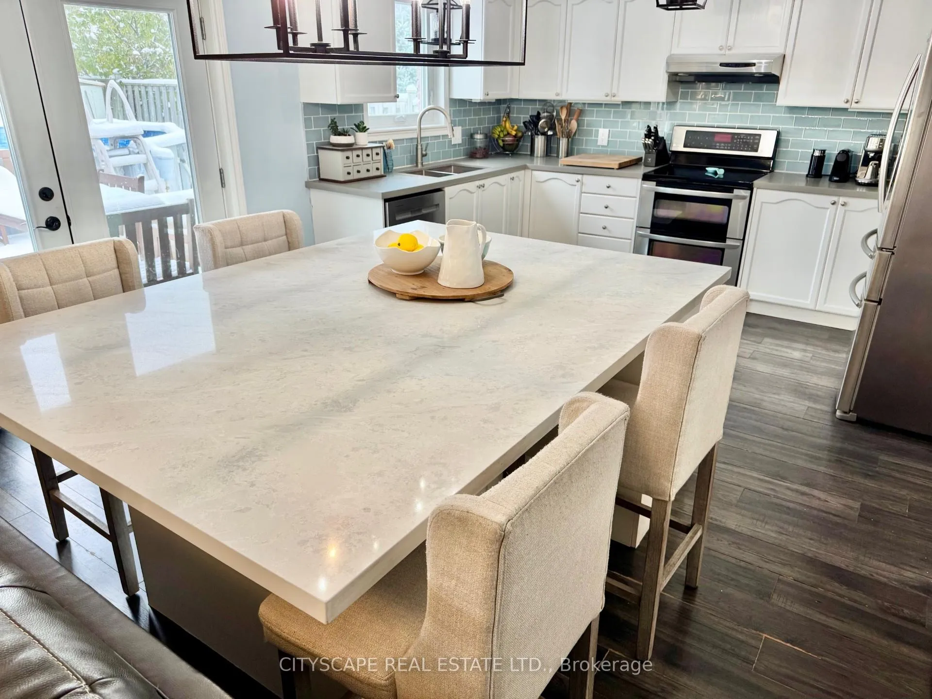 Photo 9 of 189 Churchland Drive, Barrie, Holly — HOMEH
