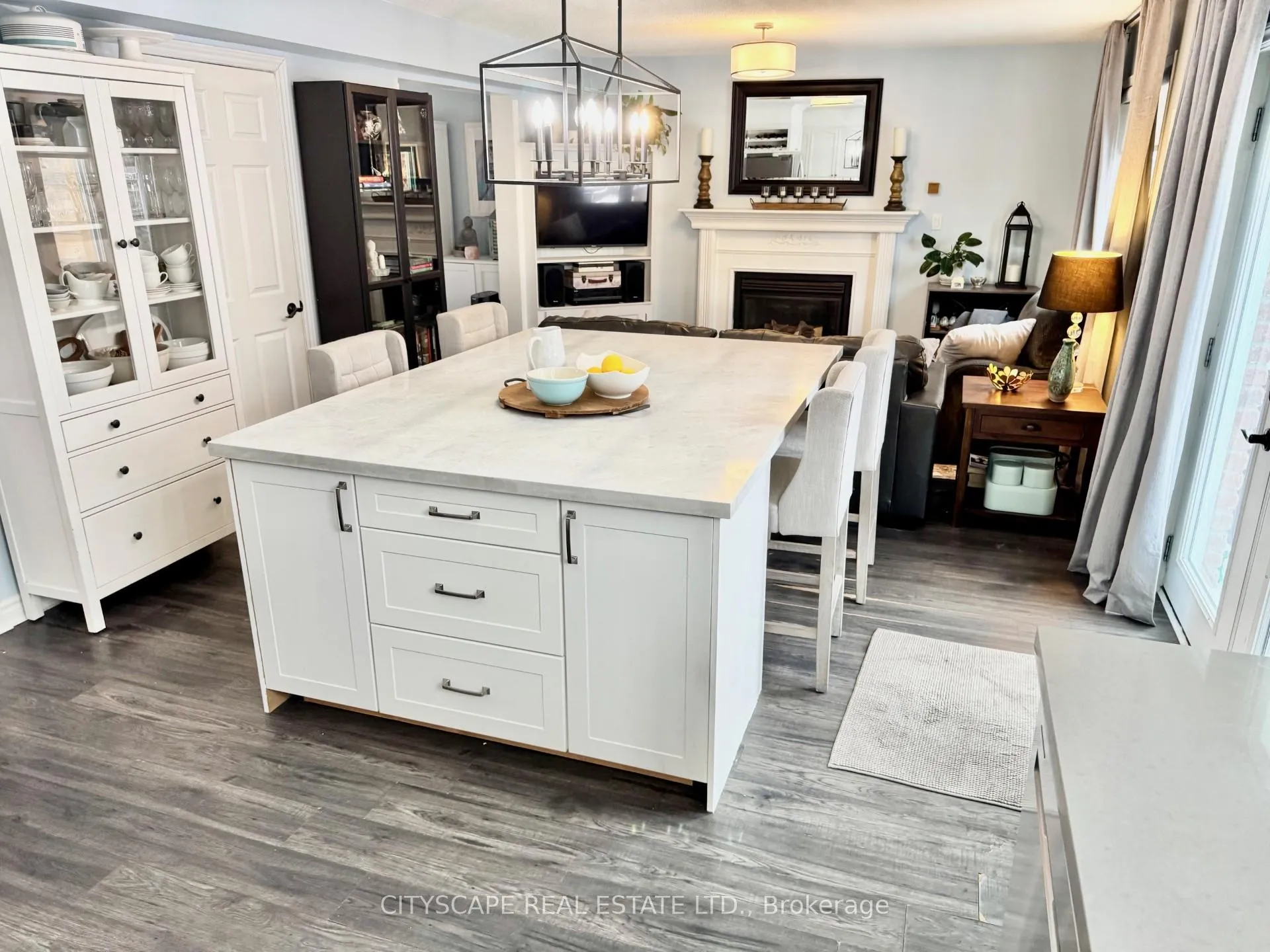 Photo 12 of 189 Churchland Drive, Barrie, Holly — HOMEH