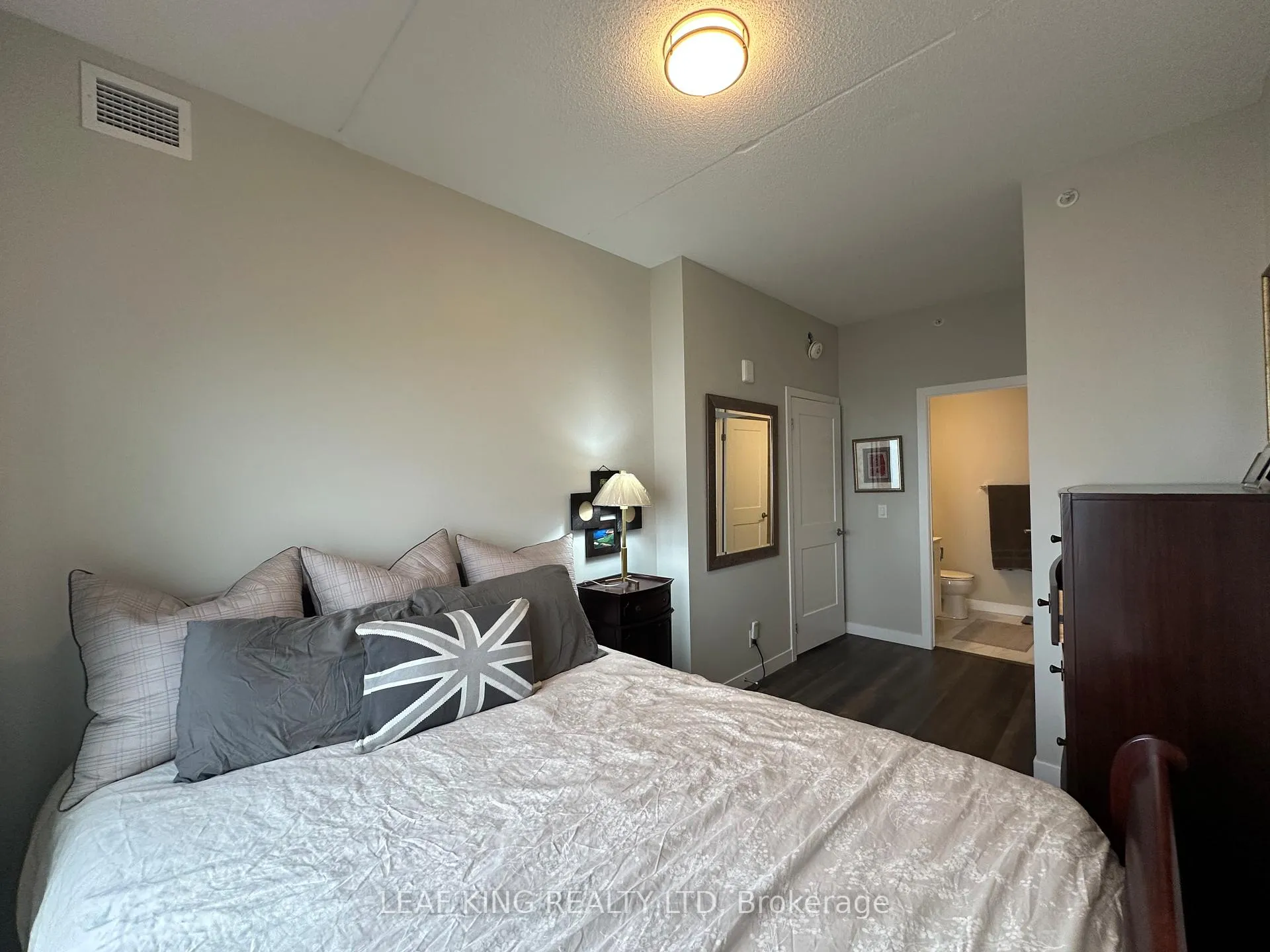 Photo 20 of Unit 1902, 15 Queen Street S, Hamilton, Central — HOMEH