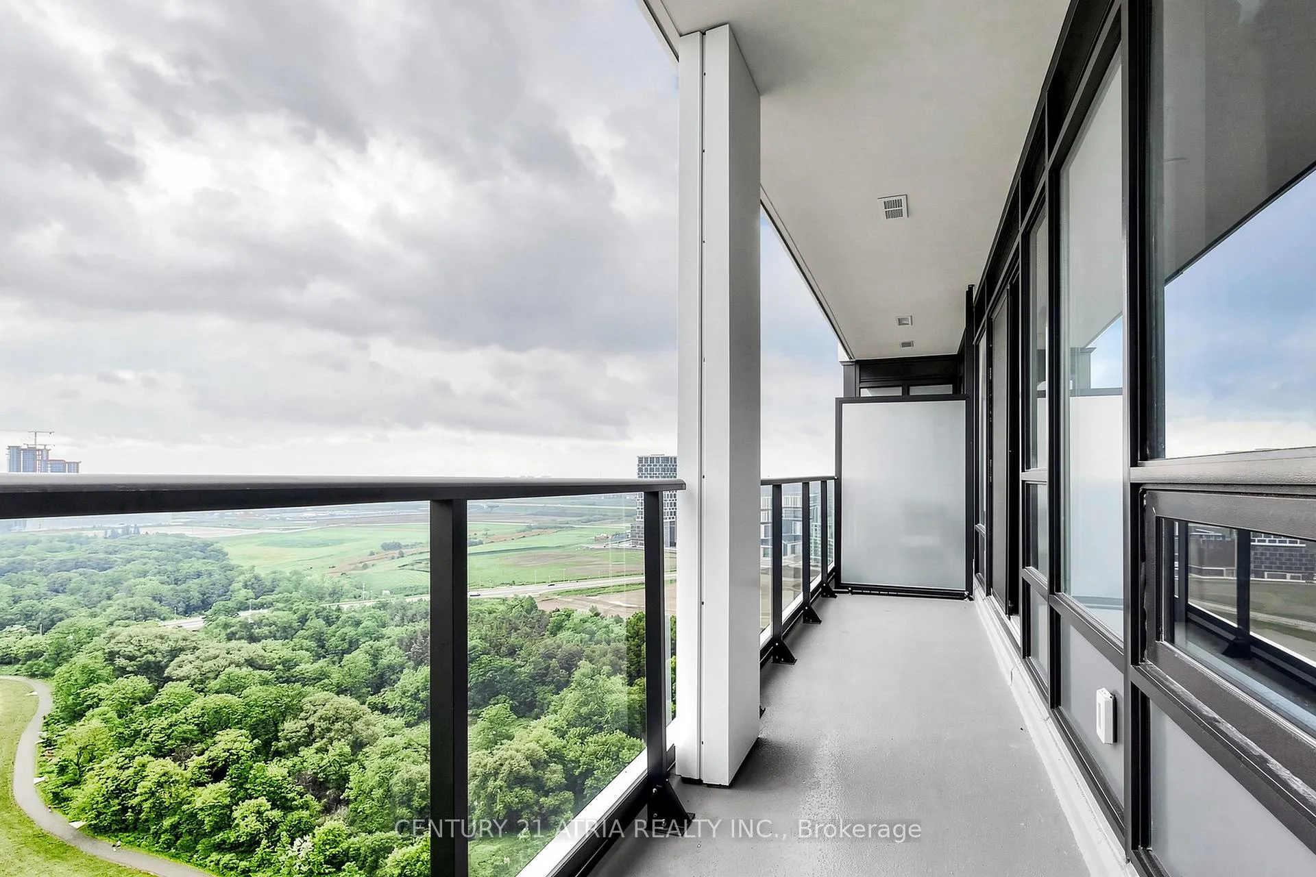 Photo 31 of Unit 2901, 18 Water Walk Drive, Markham, Unionville — HOMEH