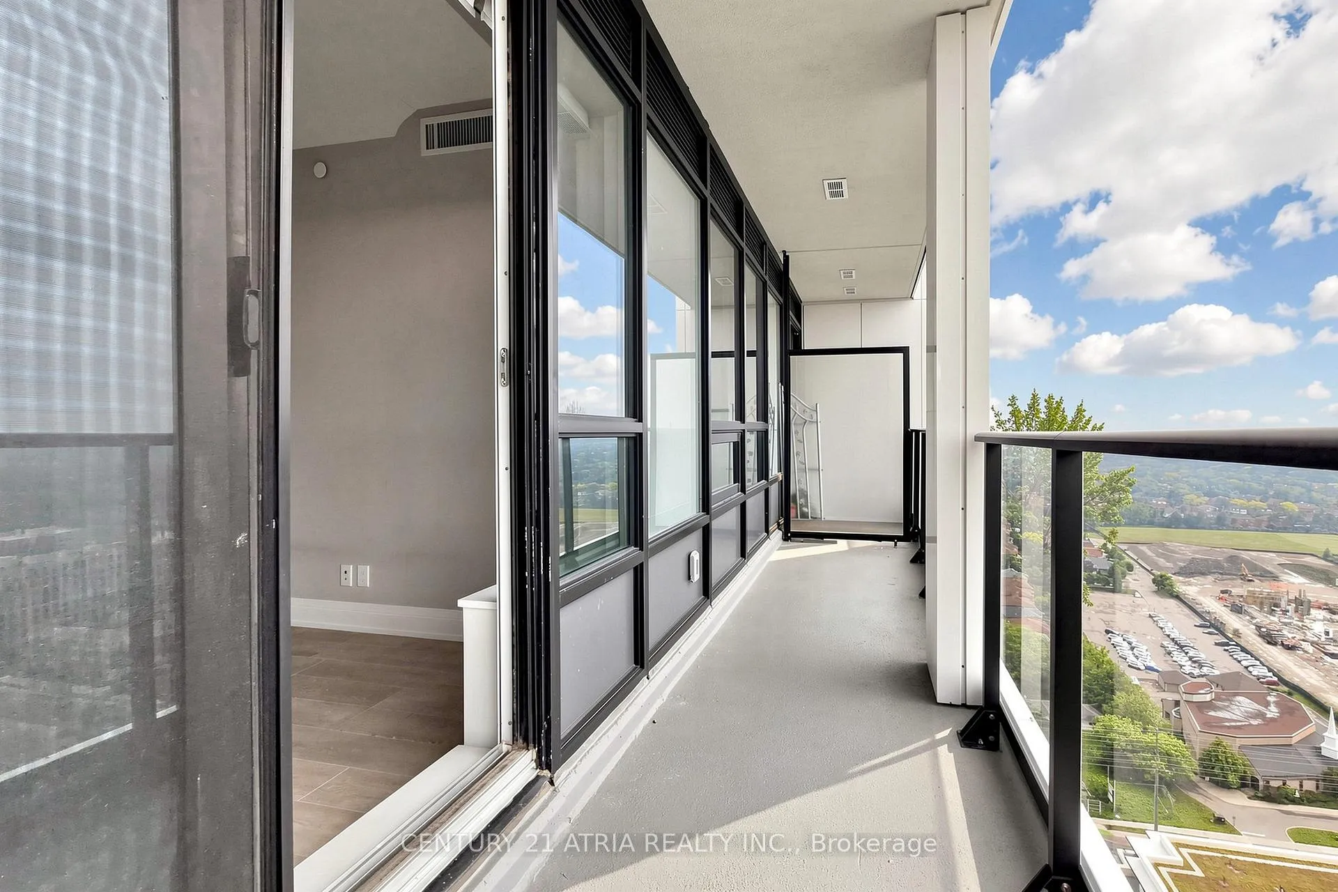 Photo 33 of Unit 2901, 18 Water Walk Drive, Markham, Unionville — HOMEH
