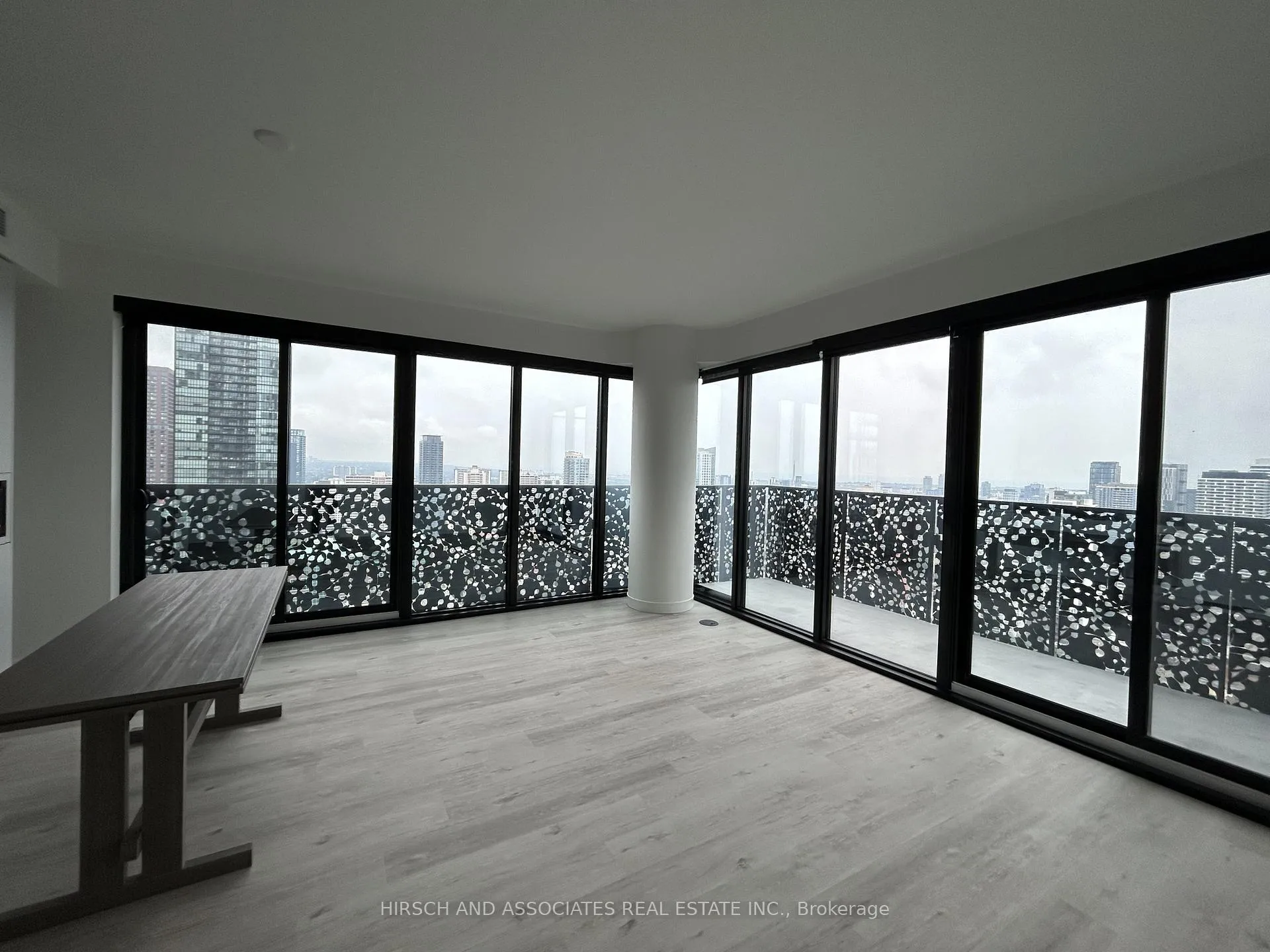 Photo 4 of Unit 3303, 55 Charles Street E, Toronto, Church-Yonge Corridor — HOMEH