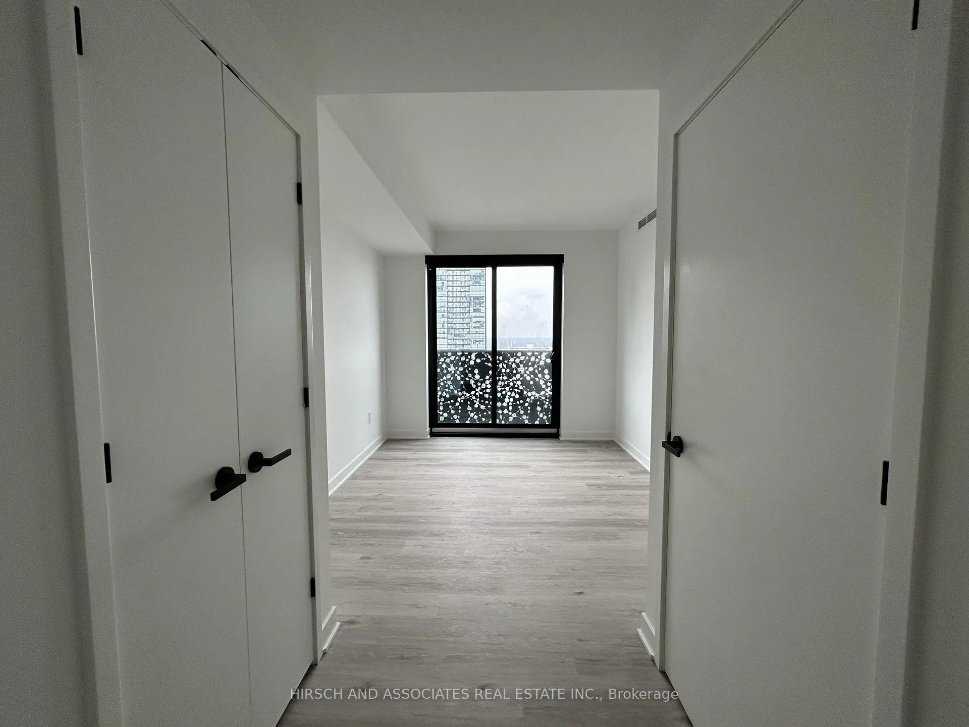 Photo 5 of Unit 3303, 55 Charles Street E, Toronto, Church-Yonge Corridor — HOMEH