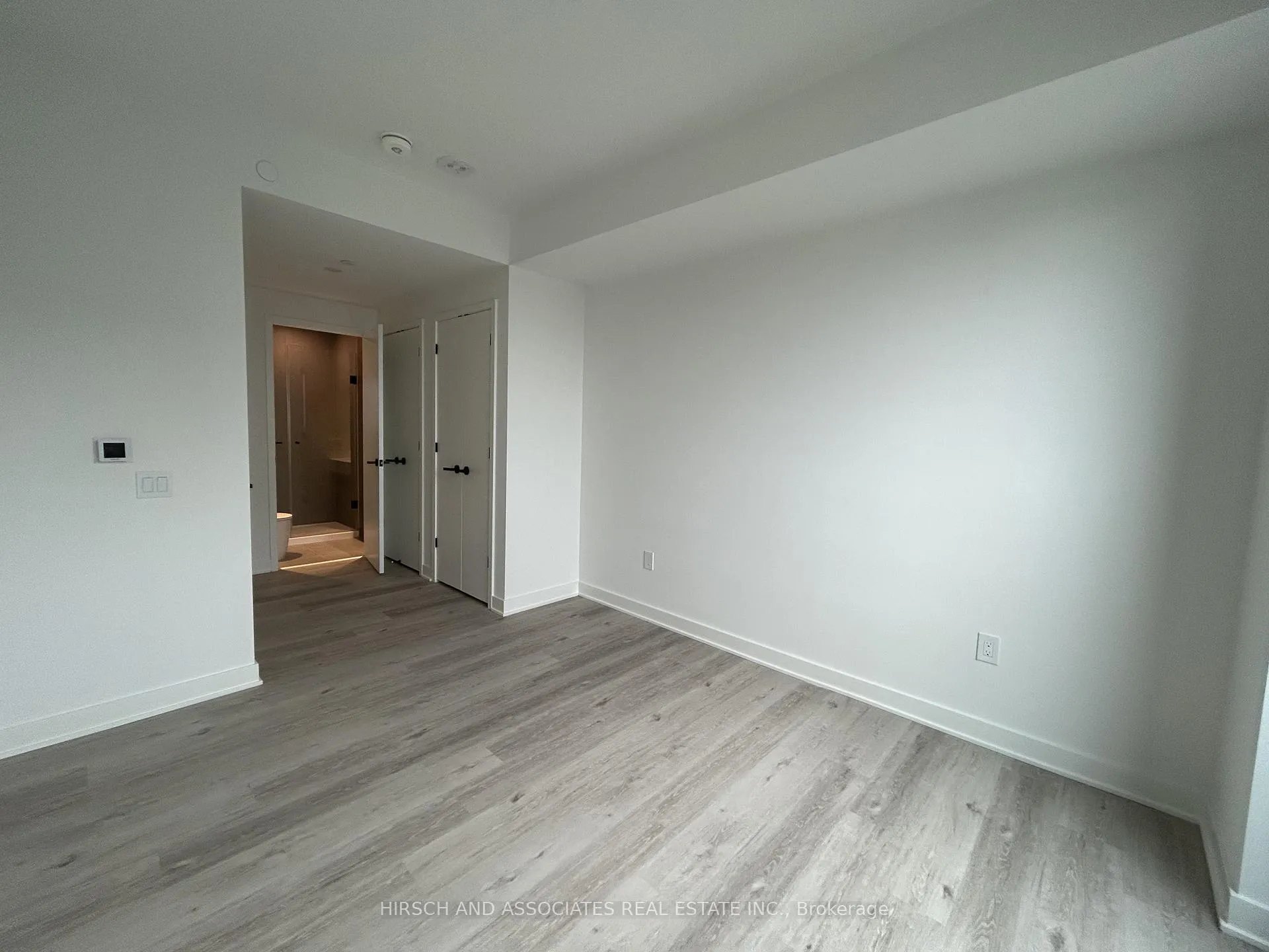 Photo 7 of Unit 3303, 55 Charles Street E, Toronto, Church-Yonge Corridor — HOMEH