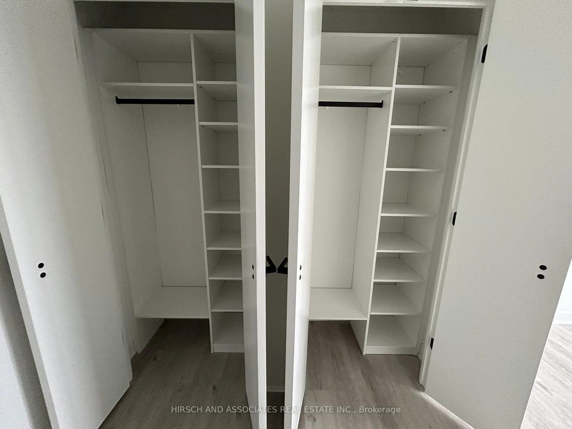 Photo 8 of Unit 3303, 55 Charles Street E, Toronto, Church-Yonge Corridor — HOMEH