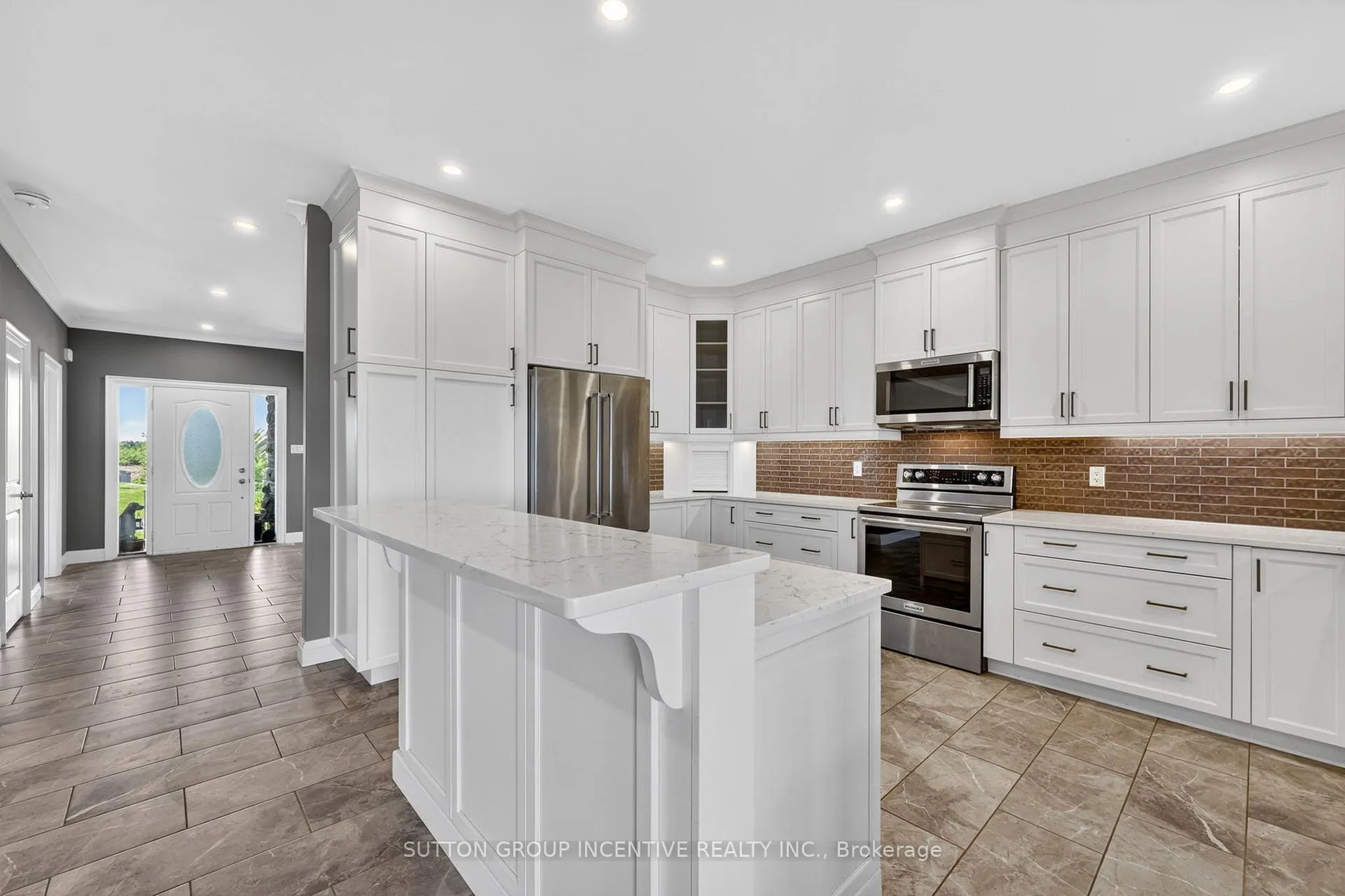 Photo 9 of 15 Caldwell Drive, Oro-Medonte, Rural Oro-Medonte — HOMEH