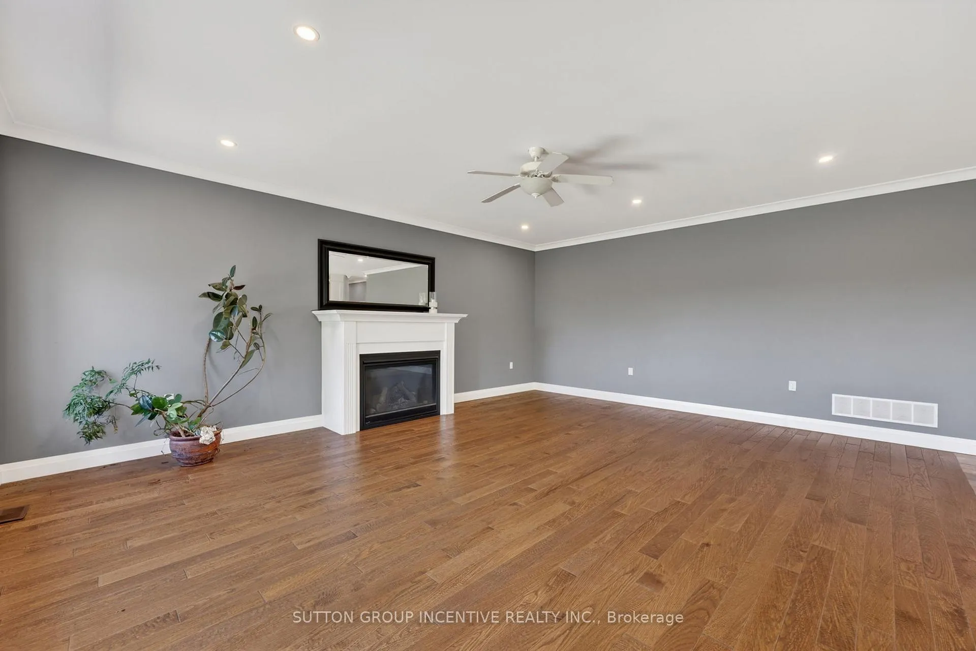 Photo 18 of 15 Caldwell Drive, Oro-Medonte, Rural Oro-Medonte — HOMEH