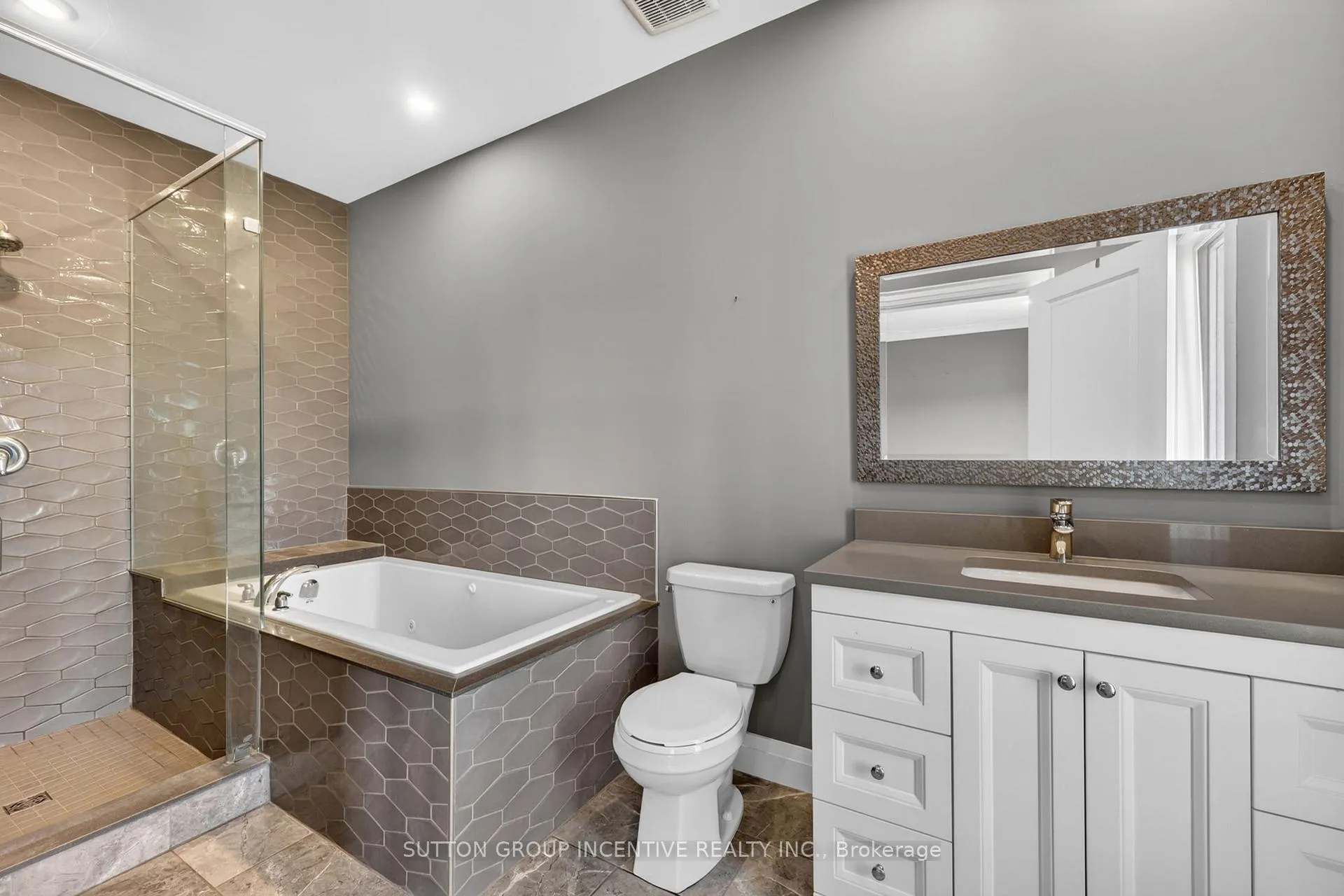 Photo 22 of 15 Caldwell Drive, Oro-Medonte, Rural Oro-Medonte — HOMEH
