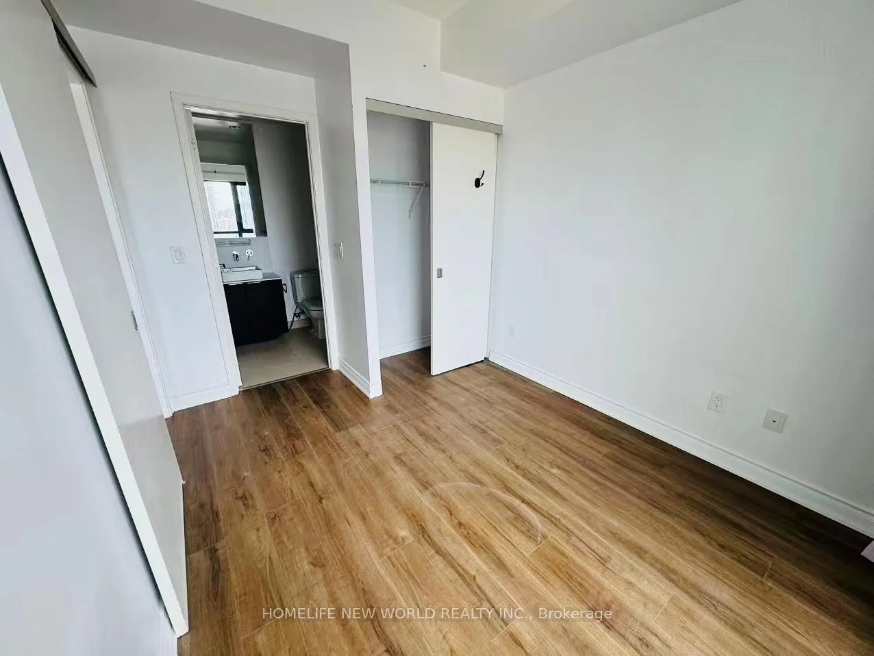 Photo 5 of Unit 2307, 159 Dundas Street E, Toronto, Church-Yonge Corridor — HOMEH