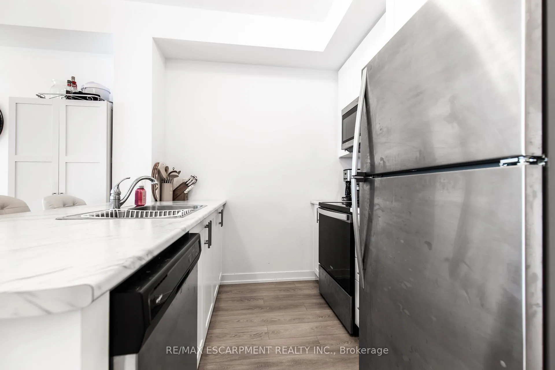 Photo 6 of Unit 708, 450 Dundas Street, Hamilton, Waterdown — HOMEH