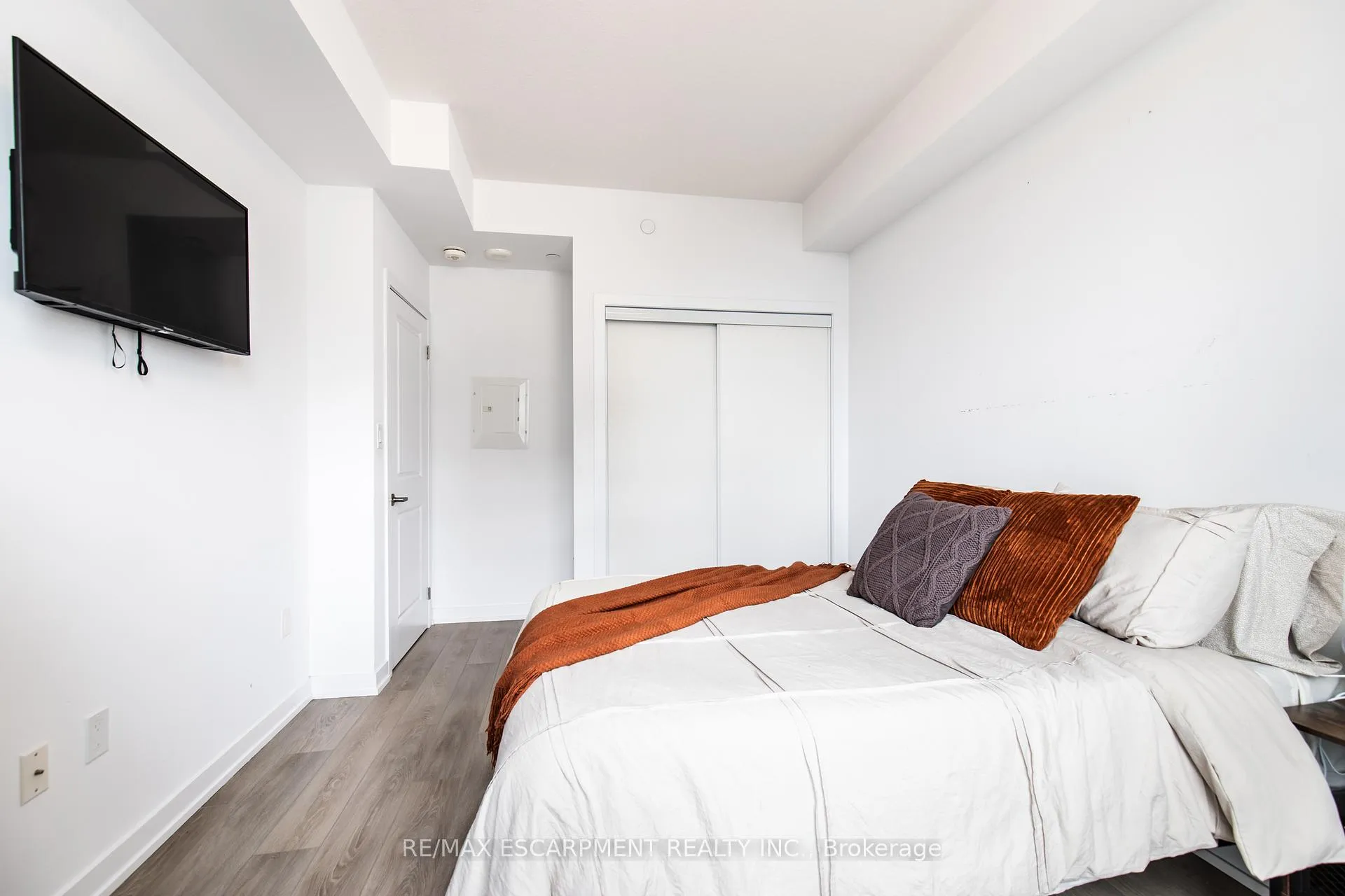 Photo 21 of Unit 708, 450 Dundas Street, Hamilton, Waterdown — HOMEH