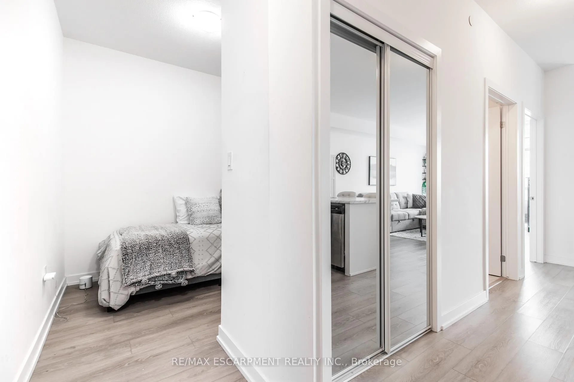 Photo 23 of Unit 708, 450 Dundas Street, Hamilton, Waterdown — HOMEH