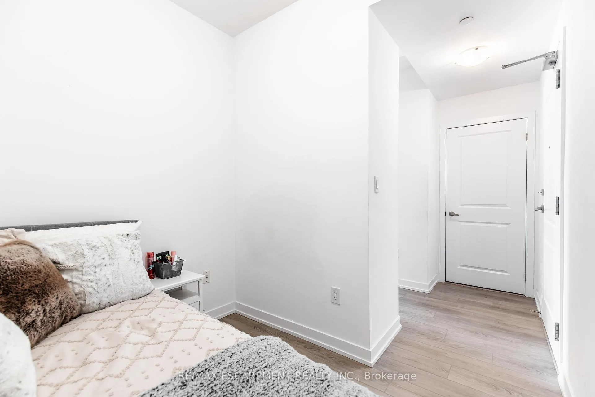 Photo 25 of Unit 708, 450 Dundas Street, Hamilton, Waterdown — HOMEH