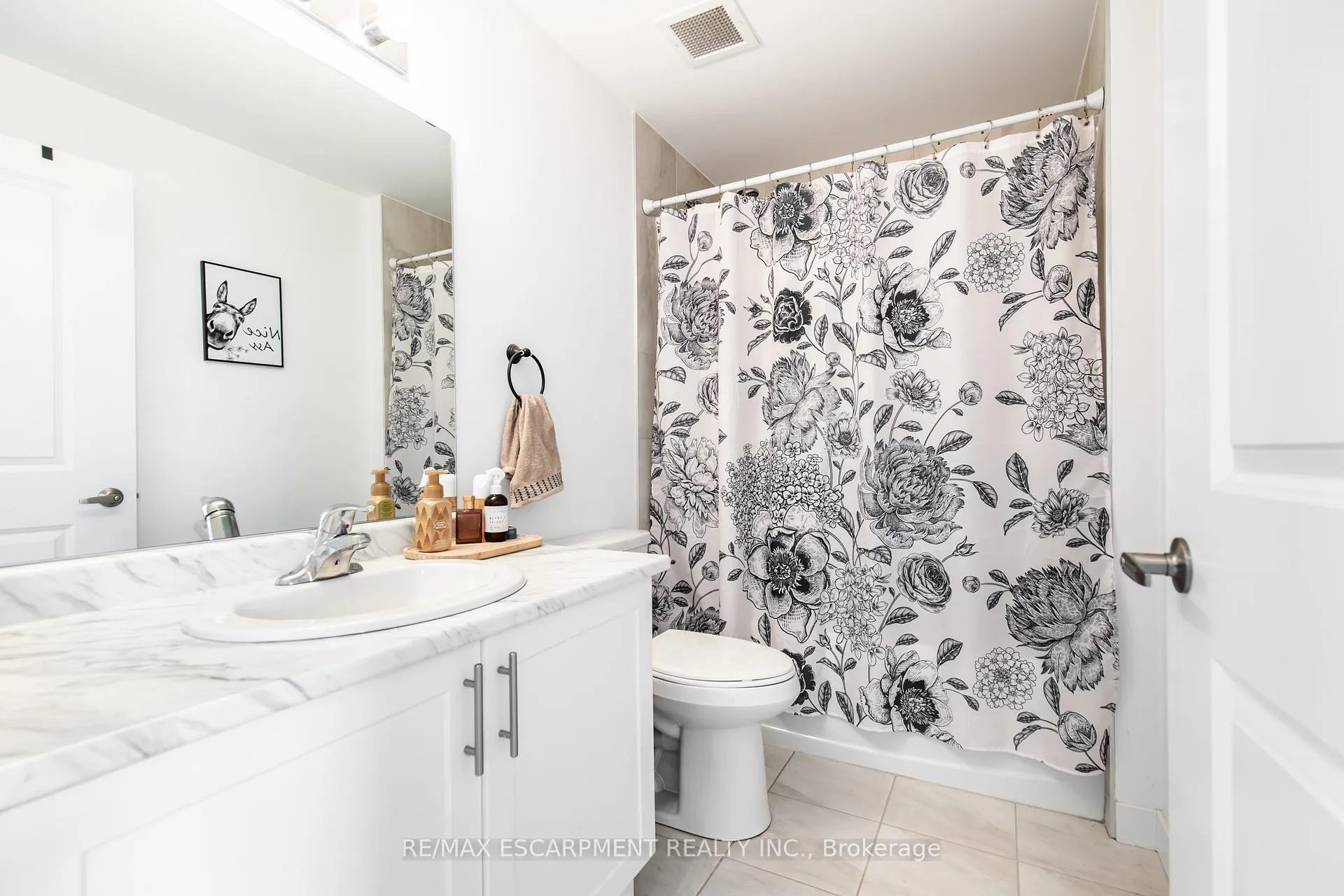 Photo 27 of Unit 708, 450 Dundas Street, Hamilton, Waterdown — HOMEH