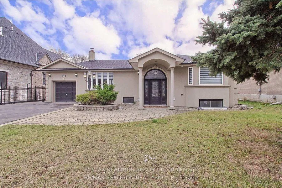 Photo 2 of Unit Bsmnt B, 31 Goodman Crescent, Vaughan, Maple — HOMEH