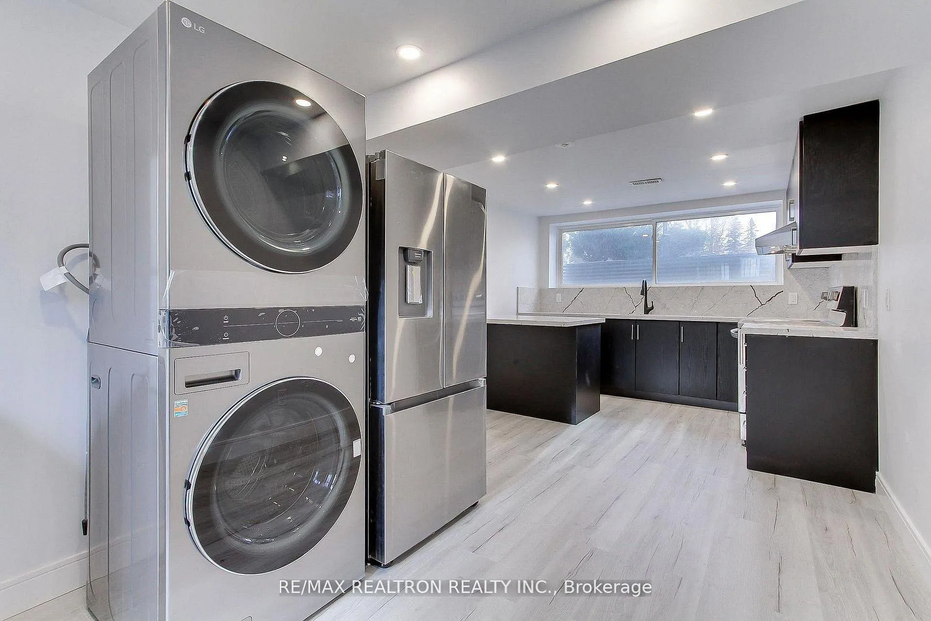 Photo 5 of Unit Bsmnt A, 31 Goodman Crescent, Vaughan, Maple — HOMEH
