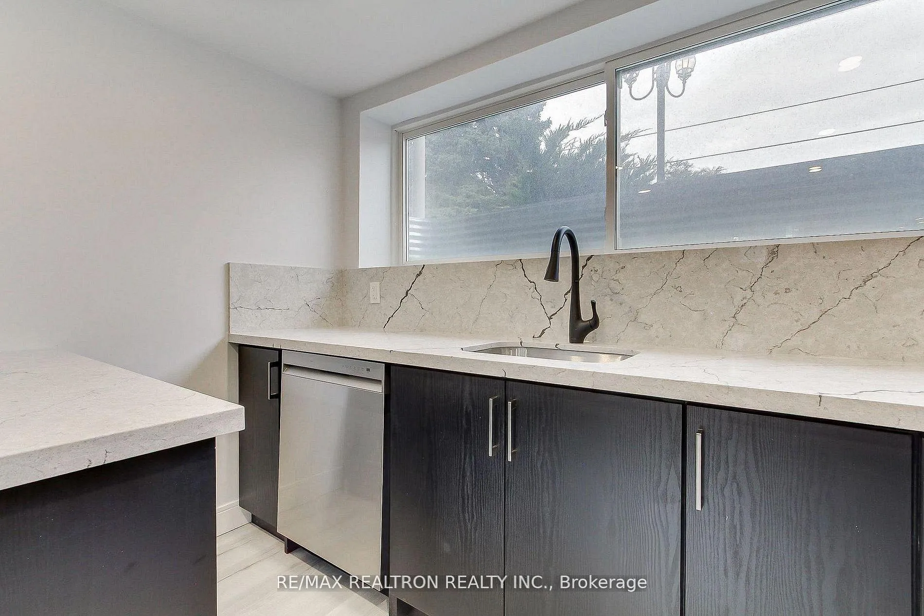 Photo 9 of Unit Bsmnt A, 31 Goodman Crescent, Vaughan, Maple — HOMEH