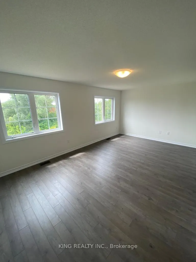 Photo 9 of 120 Winters Way, Shelburne — HOMEH
