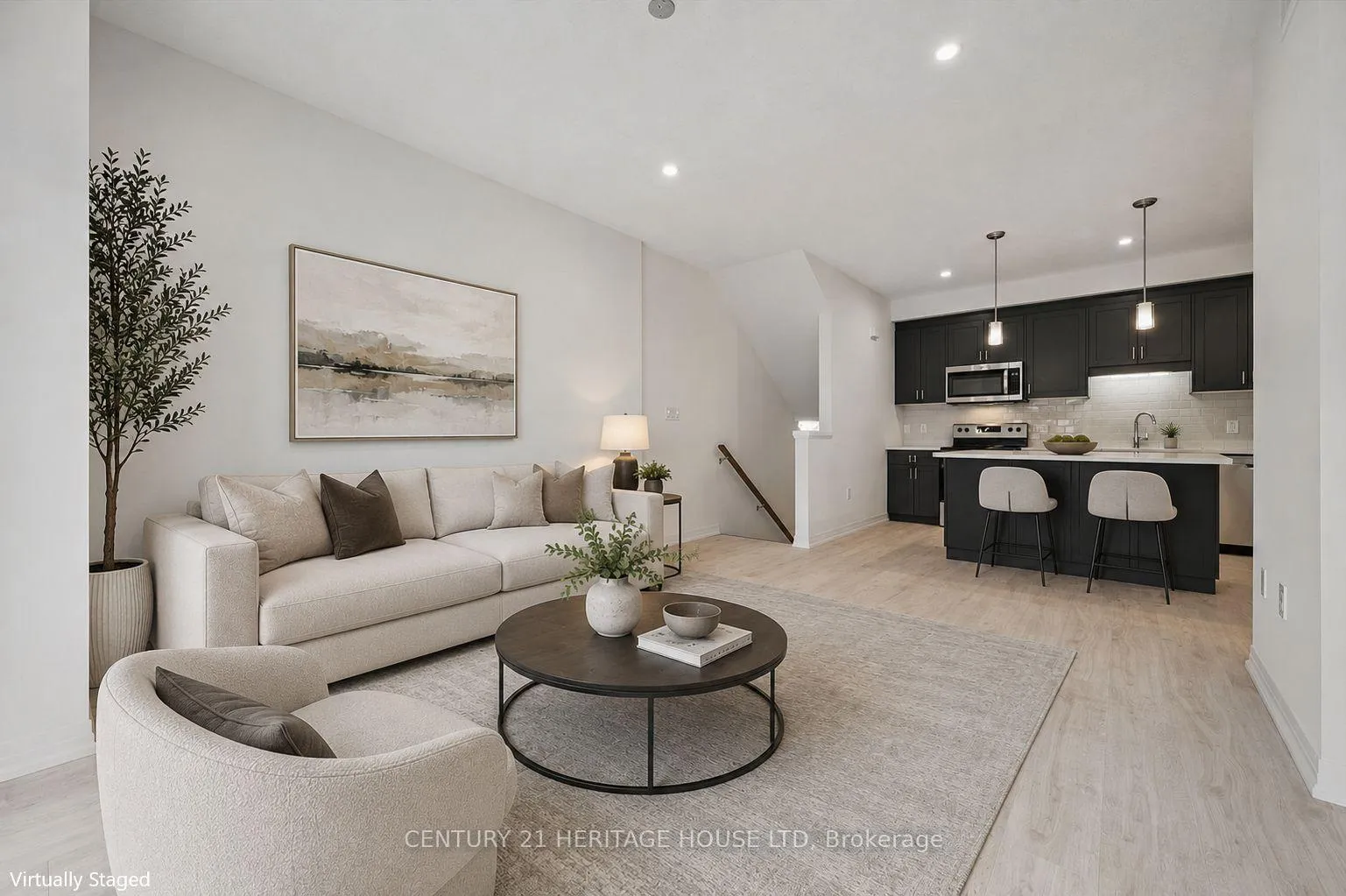 Photo 4 of 525 Erinbrook Drive, Kitchener, Laurentian Hills/Country Hills W — HOMEH