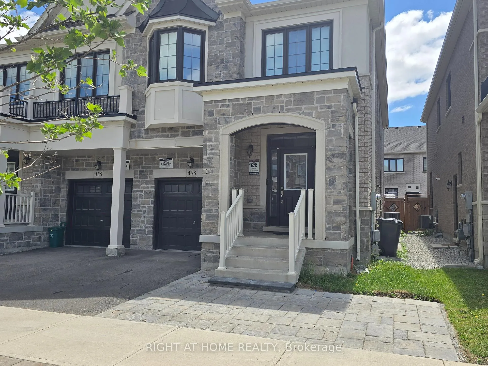 Photo 2 of Unit Basement, 458 Bergamot Avenue, Milton, Walker — HOMEH
