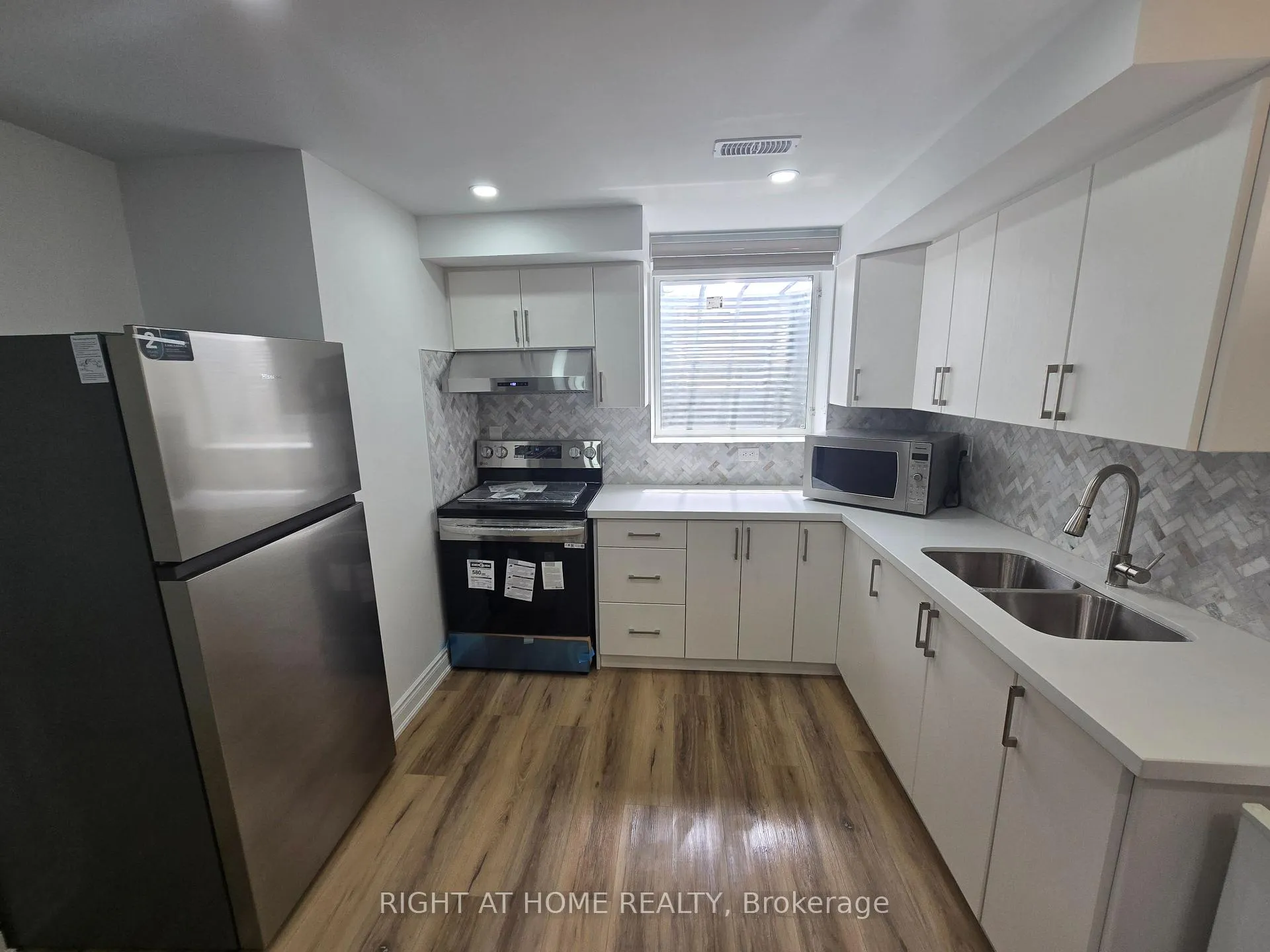 Photo 17 of Unit Basement, 458 Bergamot Avenue, Milton, Walker — HOMEH