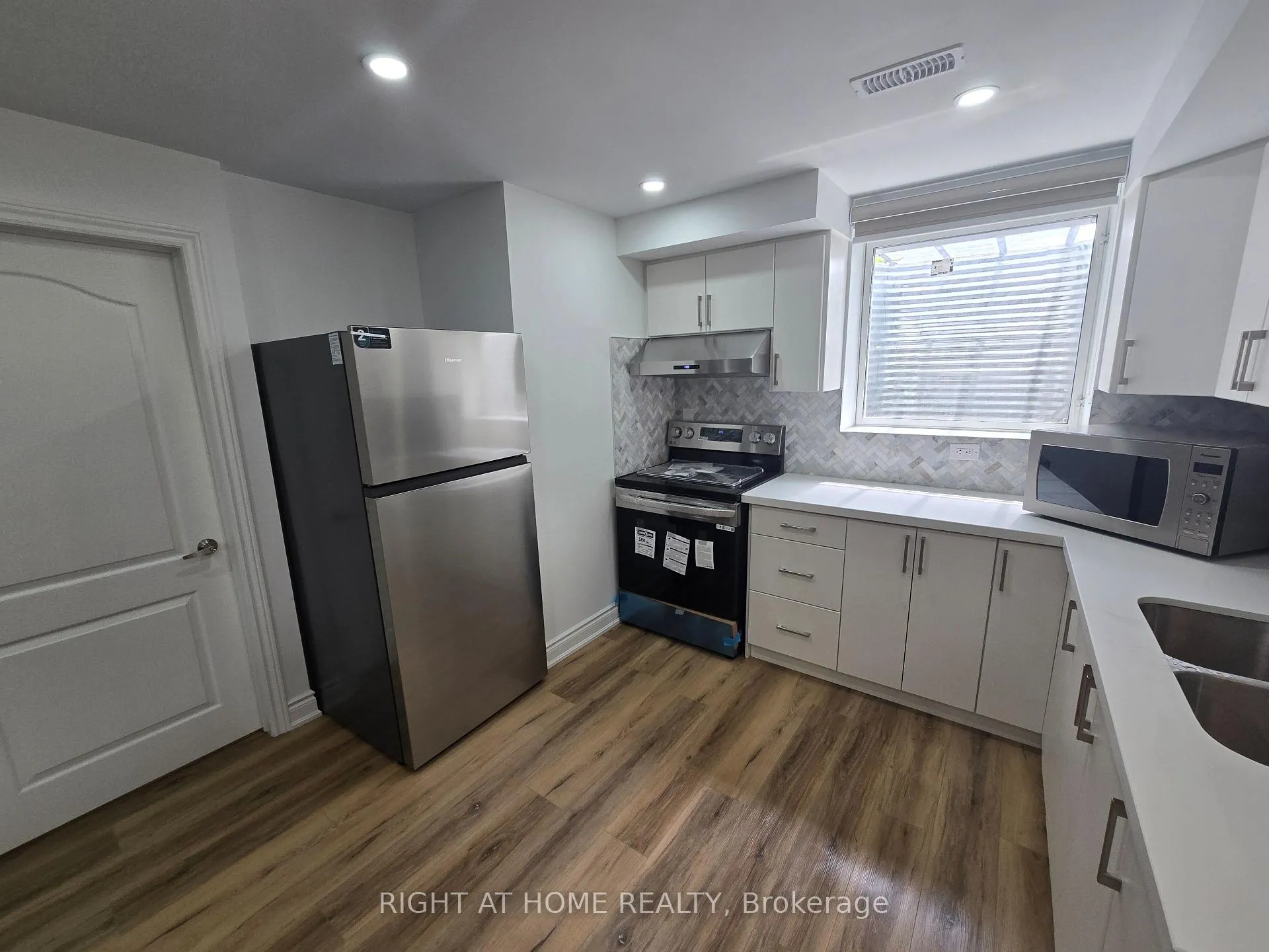 Photo 20 of Unit Basement, 458 Bergamot Avenue, Milton, Walker — HOMEH
