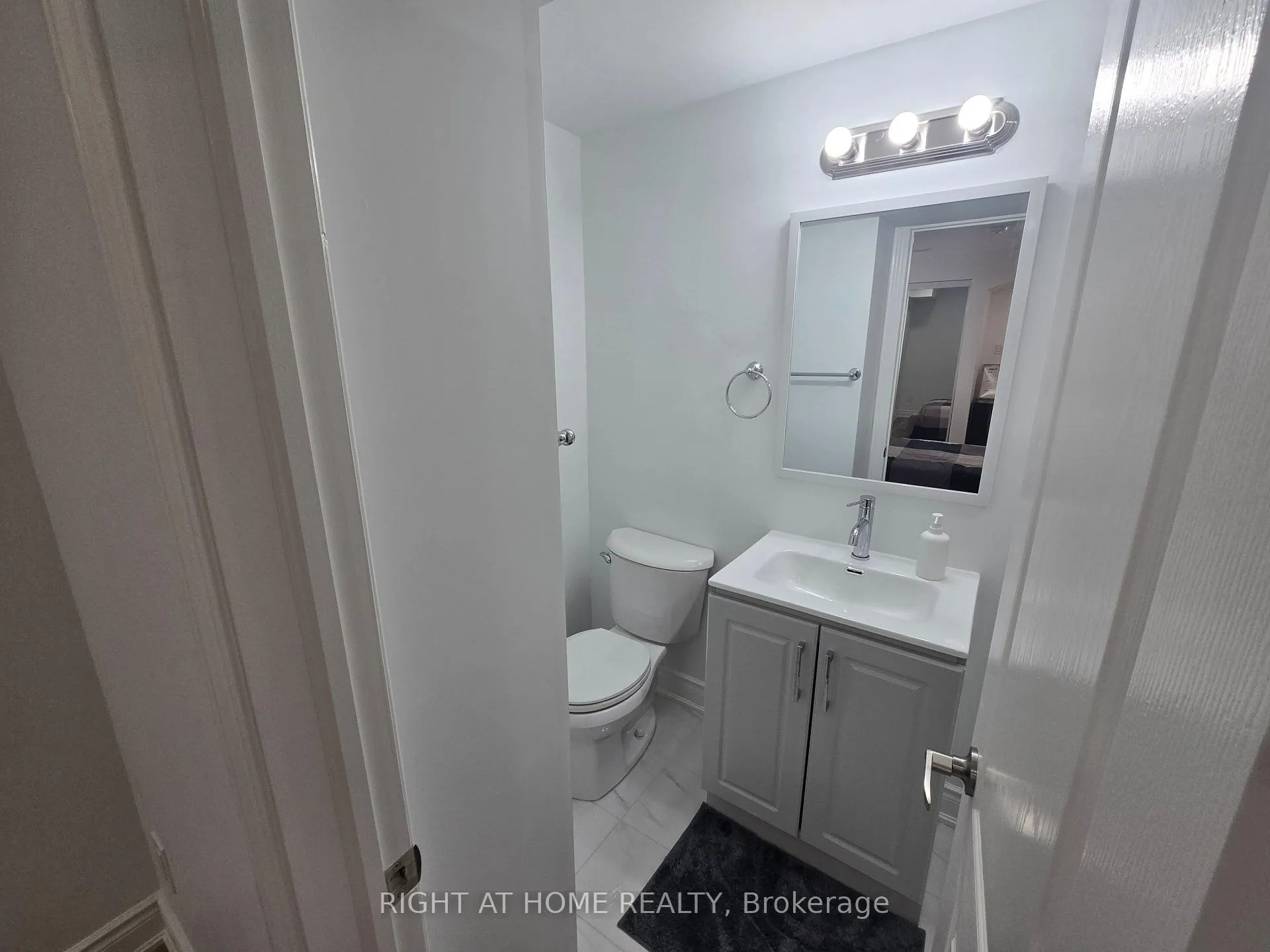 Photo 30 of Unit Basement, 458 Bergamot Avenue, Milton, Walker — HOMEH