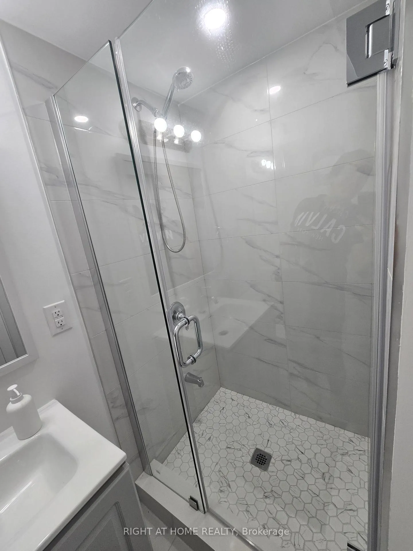Photo 34 of Unit Basement, 458 Bergamot Avenue, Milton, Walker — HOMEH