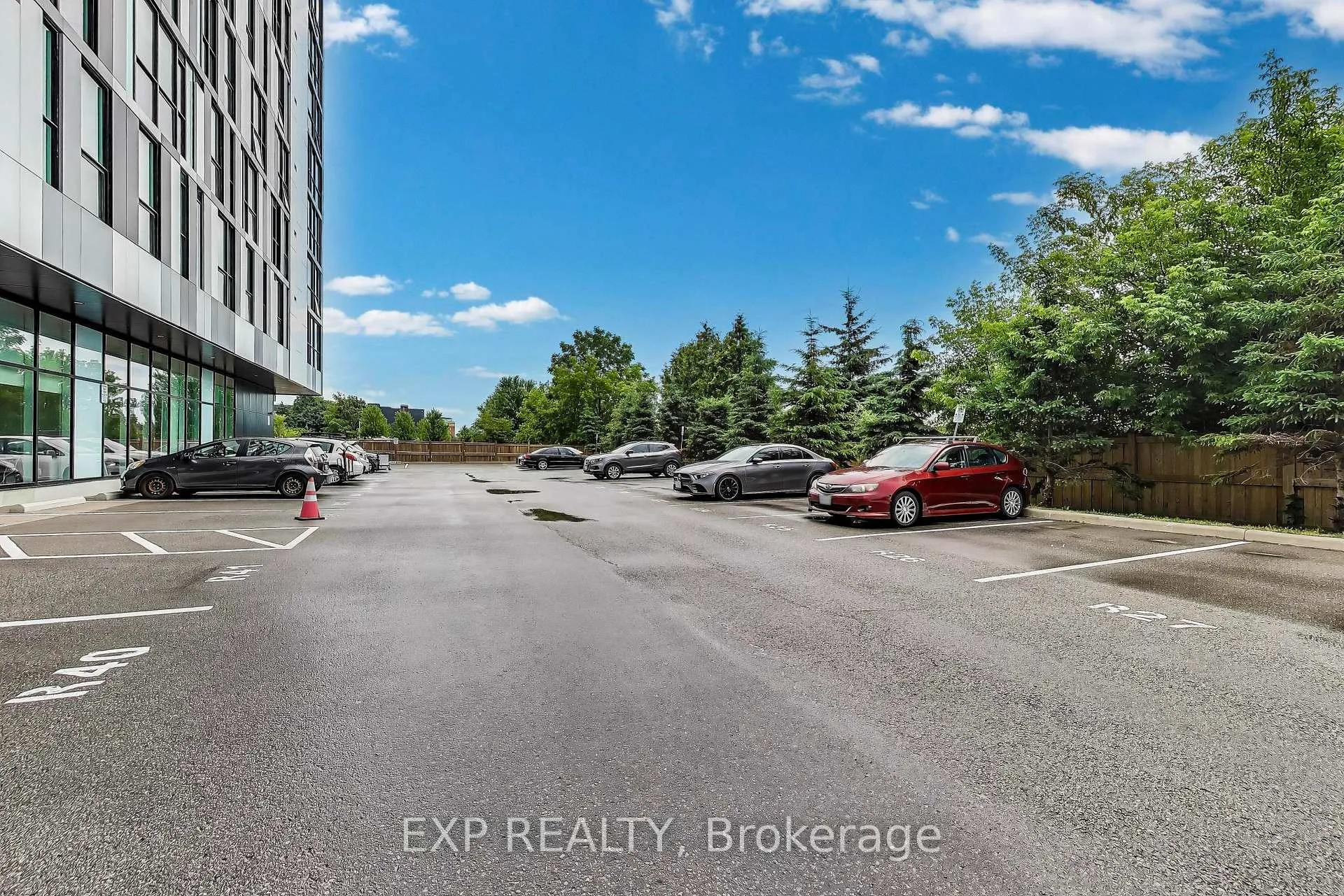 Photo 10 of Unit 739, 1900 Simcoe Street N, Oshawa, Samac — HOMEH