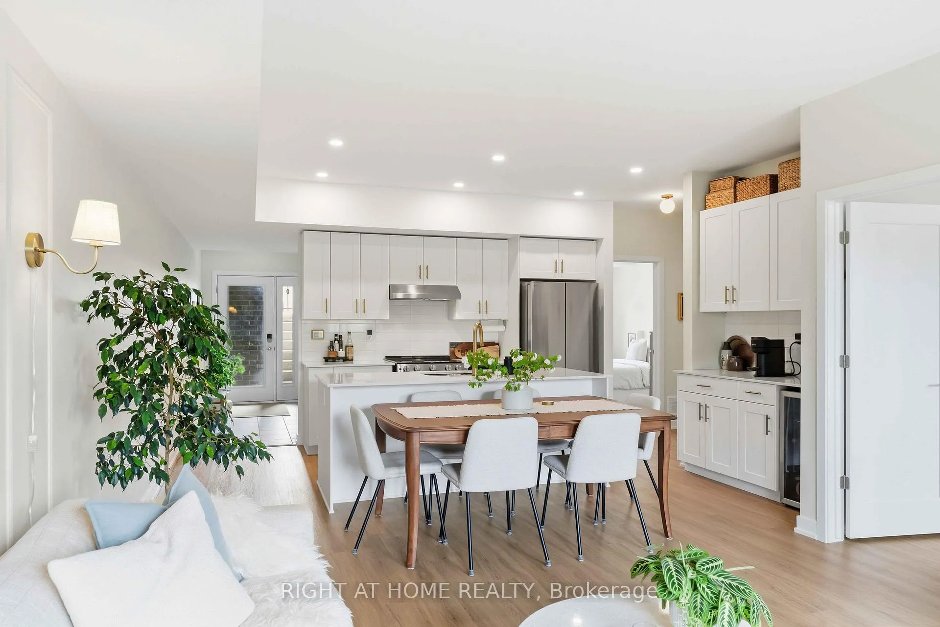 Photo 12 of Unit D, 800 Roger Griffiths Avenue, Ottawa, Kanata - Katimavik — HOMEH