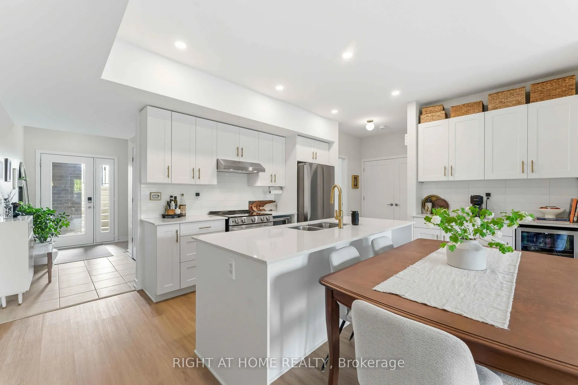 Photo 16 of Unit D, 800 Roger Griffiths Avenue, Ottawa, Kanata - Katimavik — HOMEH