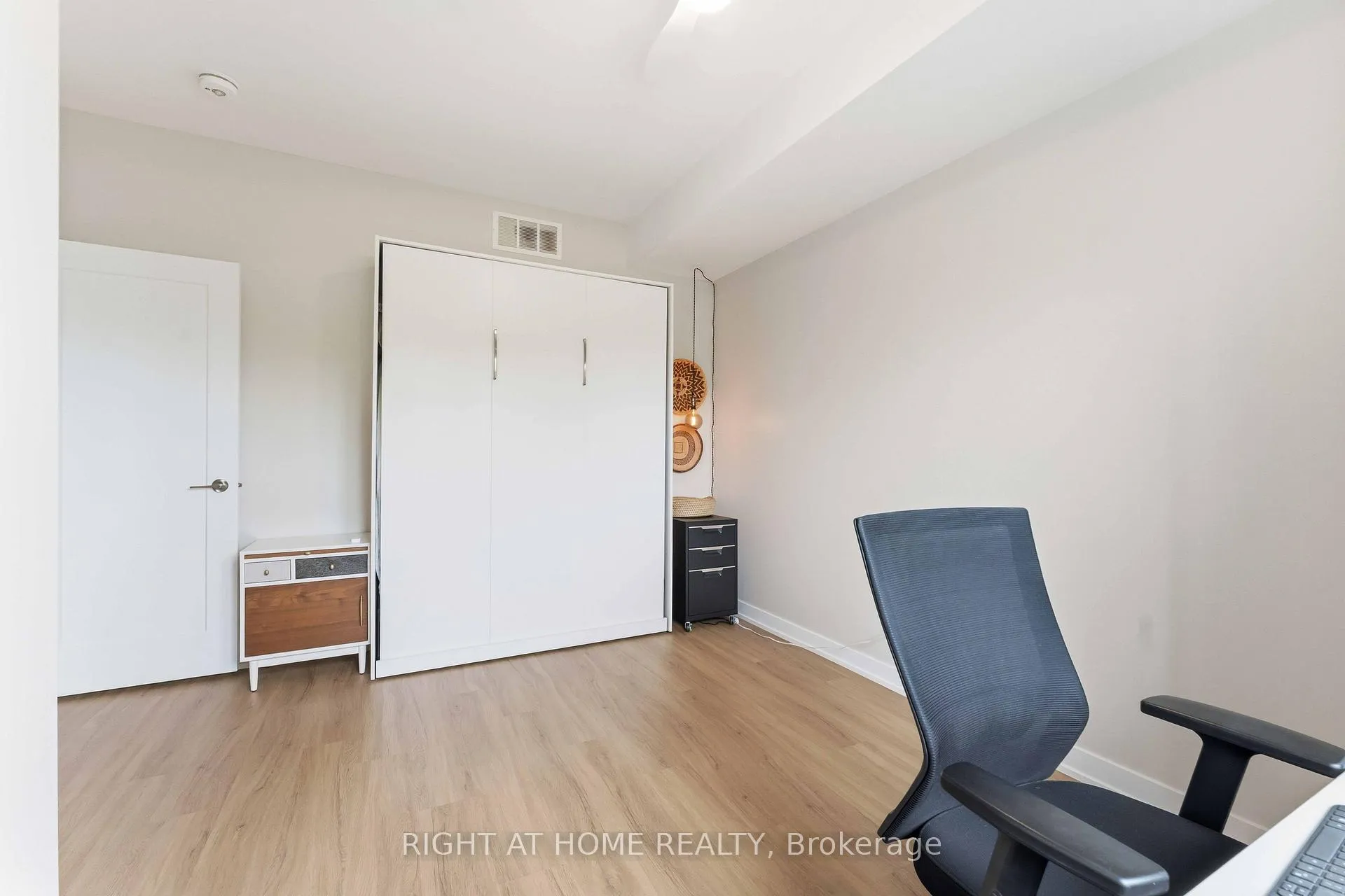 Photo 20 of Unit D, 800 Roger Griffiths Avenue, Ottawa, Kanata - Katimavik — HOMEH