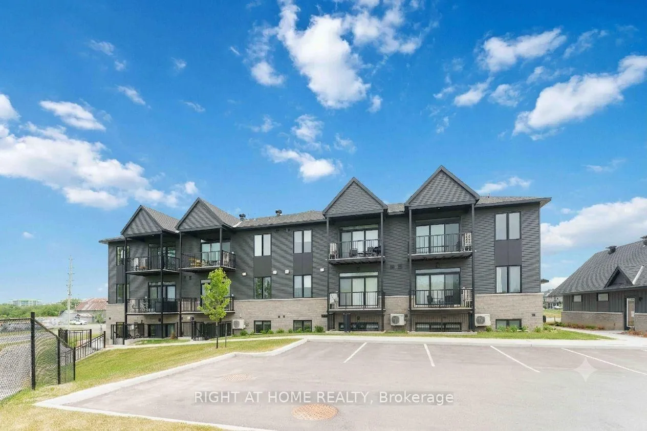 Photo 32 of Unit D, 800 Roger Griffiths Avenue, Ottawa, Kanata - Katimavik — HOMEH