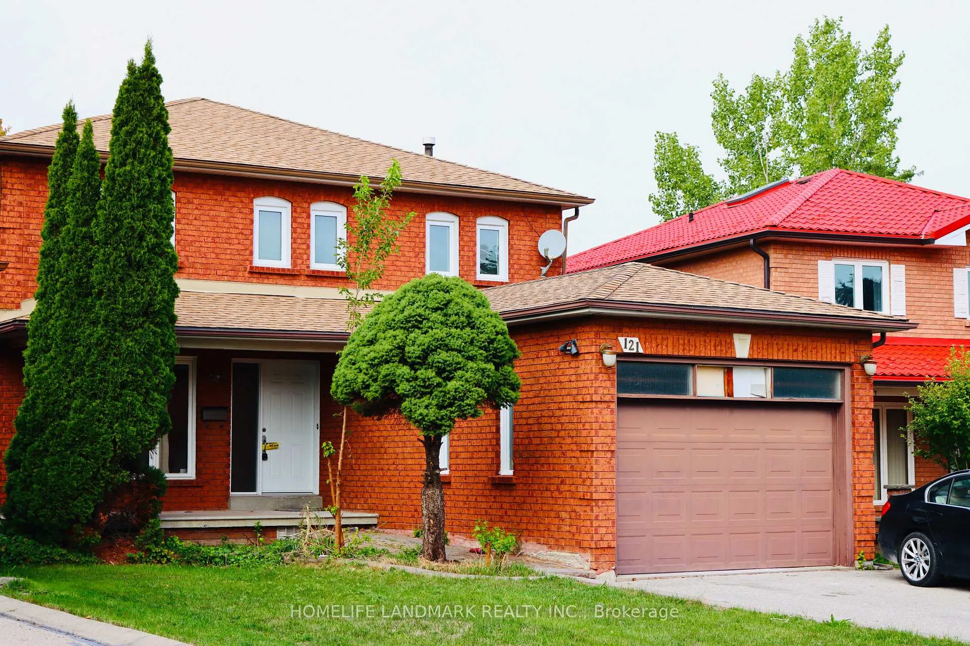 Photo 2 of 121 Harmonia Crescent, Vaughan, West Woodbridge — HOMEH