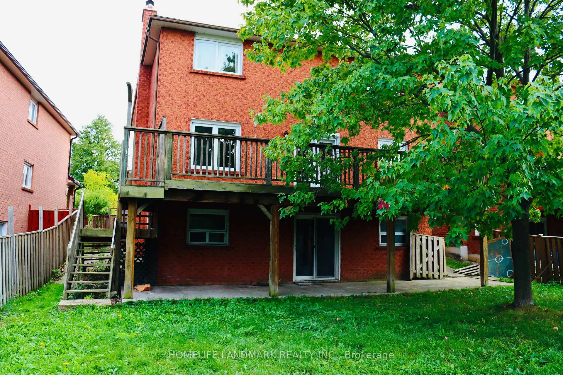 Photo 3 of 121 Harmonia Crescent, Vaughan, West Woodbridge — HOMEH