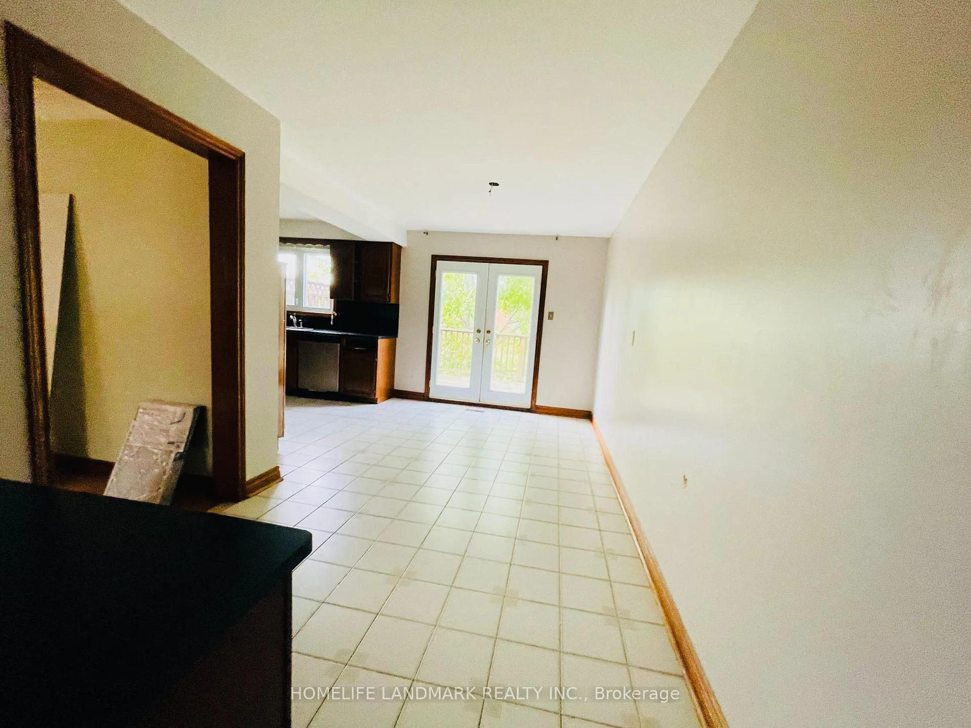 Photo 18 of 121 Harmonia Crescent, Vaughan, West Woodbridge — HOMEH